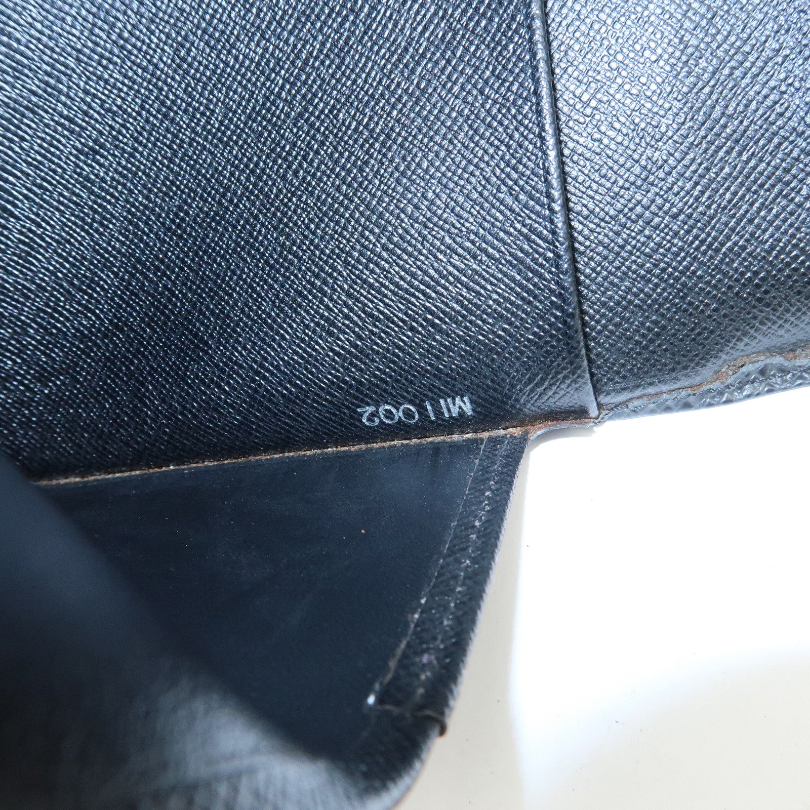 Louis Vuitton Taiga Agenda Bureau Planner Cover Ardoise R20409 Used