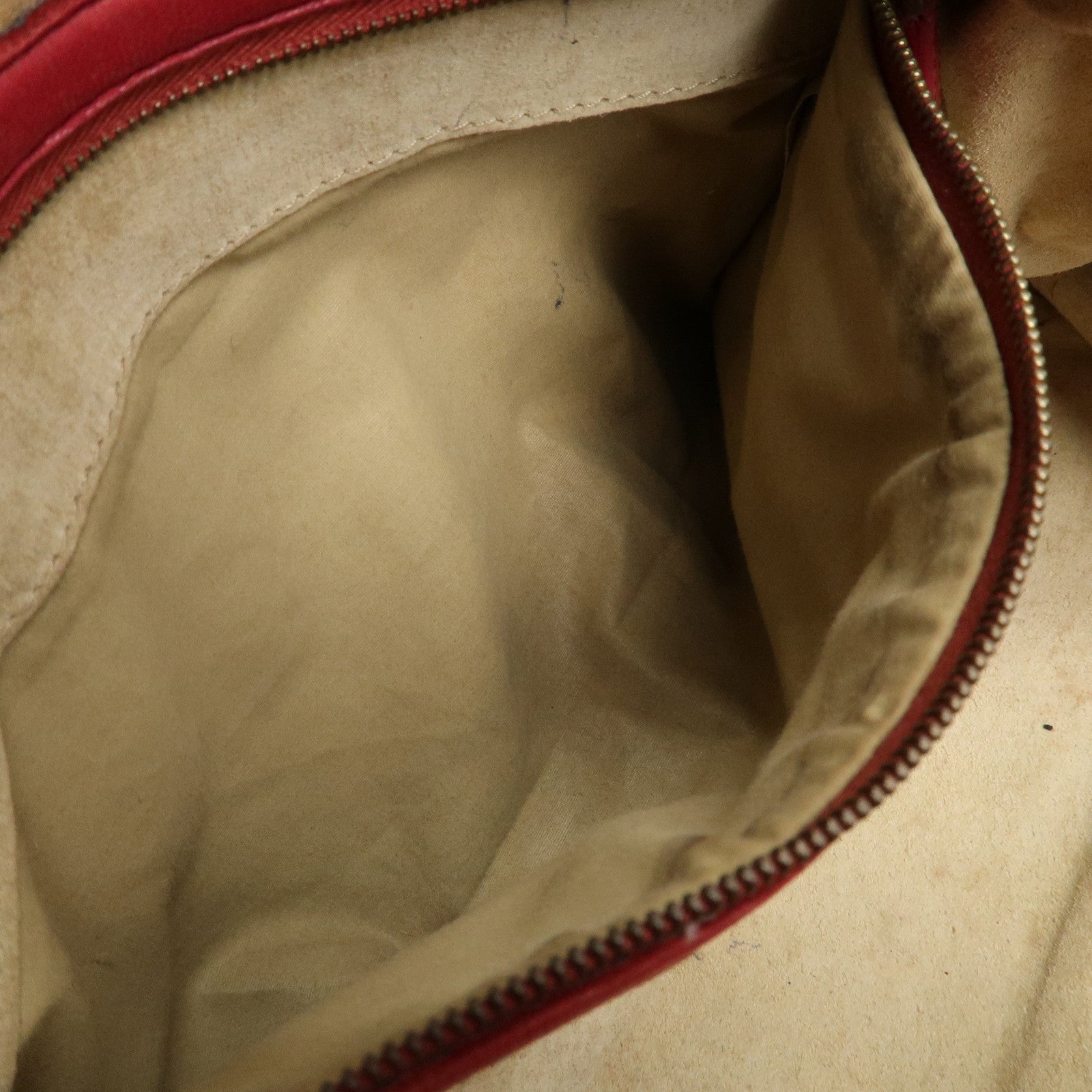 BOTTEGA VENETA Intrecciato Leather Montaigne Boston Bag Red Used