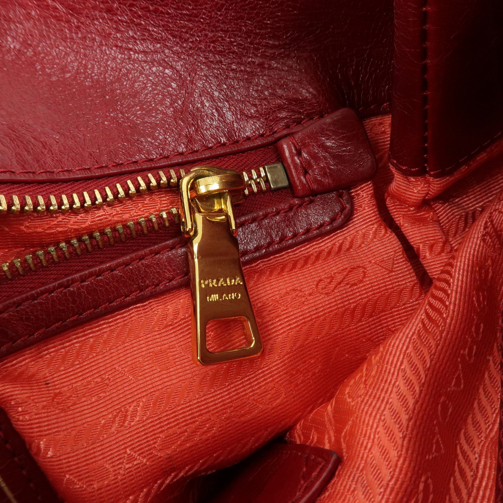 PRADA Logo Leather One Shoulder Bag Red BR4829 Used