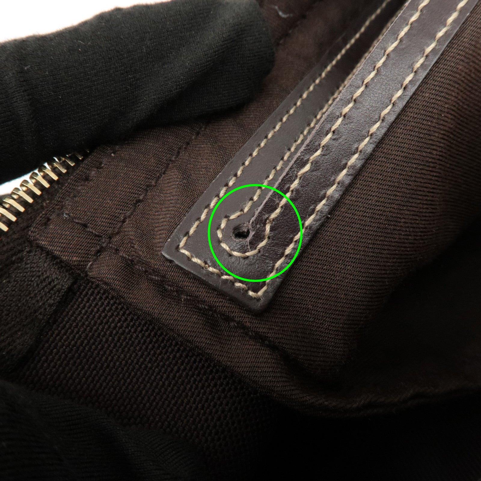 GUCCI GG Supreme Leather Crossbody Bag Beige Brown 211110 Used