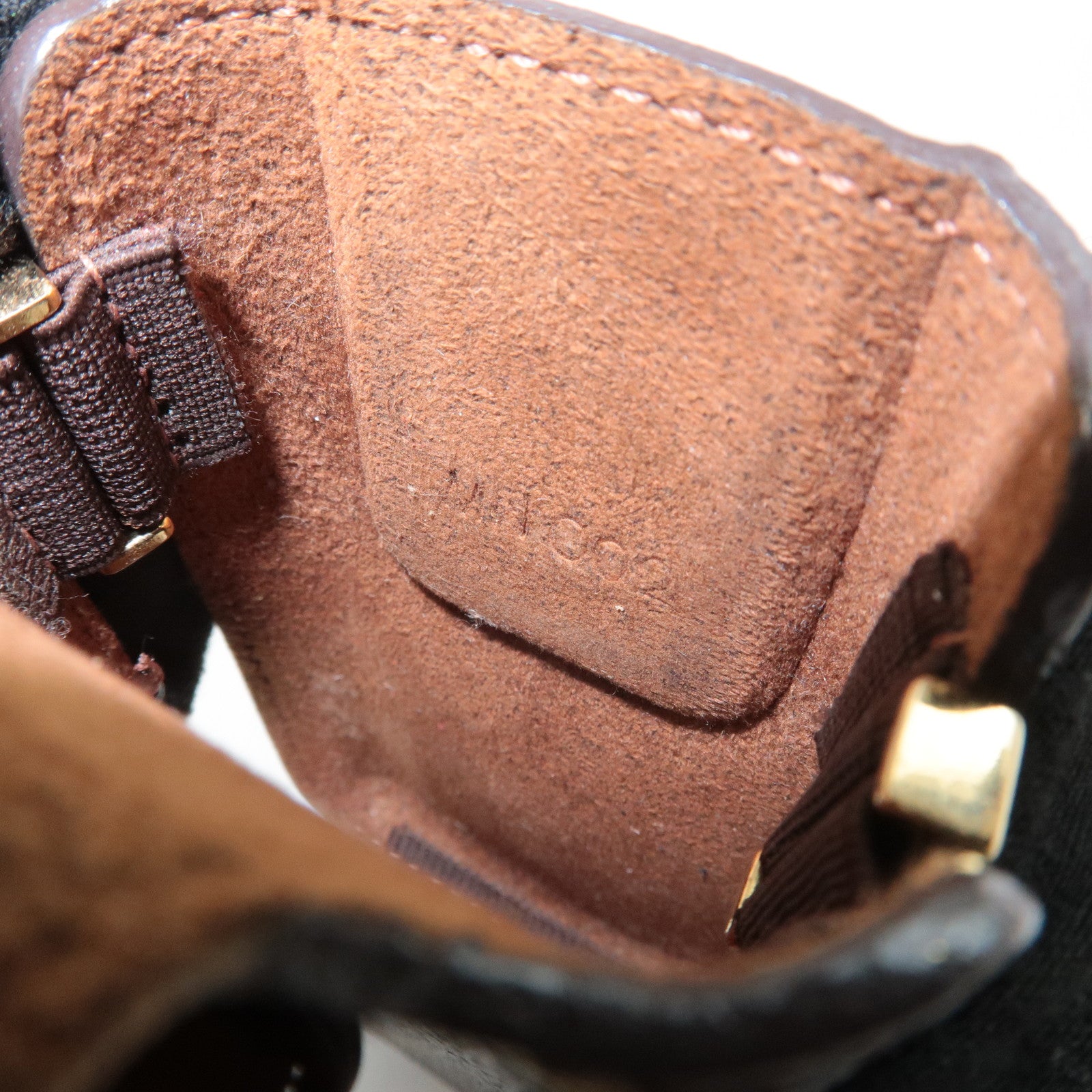 Louis Vuitton Monogram Etui Telephone International PM M63064 Used