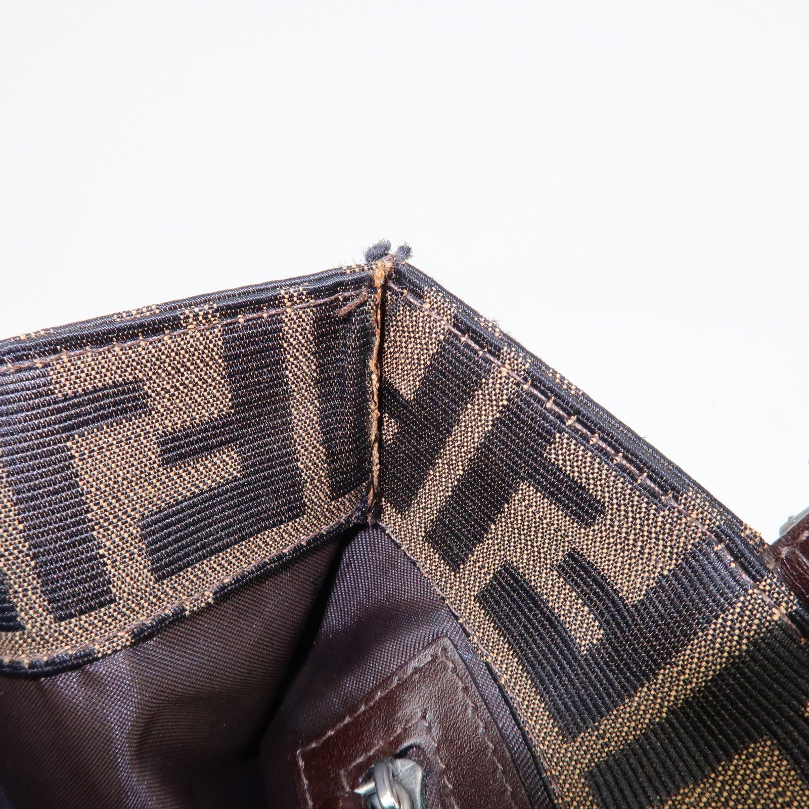 FENDI Zucca Canvas Leather Shoulder Bag Brown Black 15808 Used