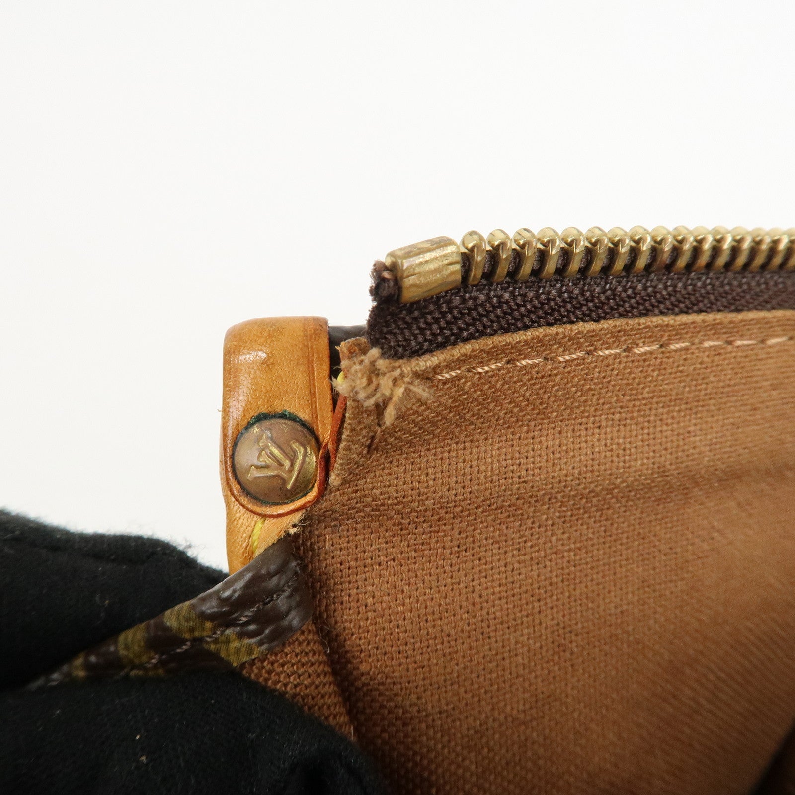 Louis Vuitton Monogram Popincourt Haut Shoulder Bag M40007 Used