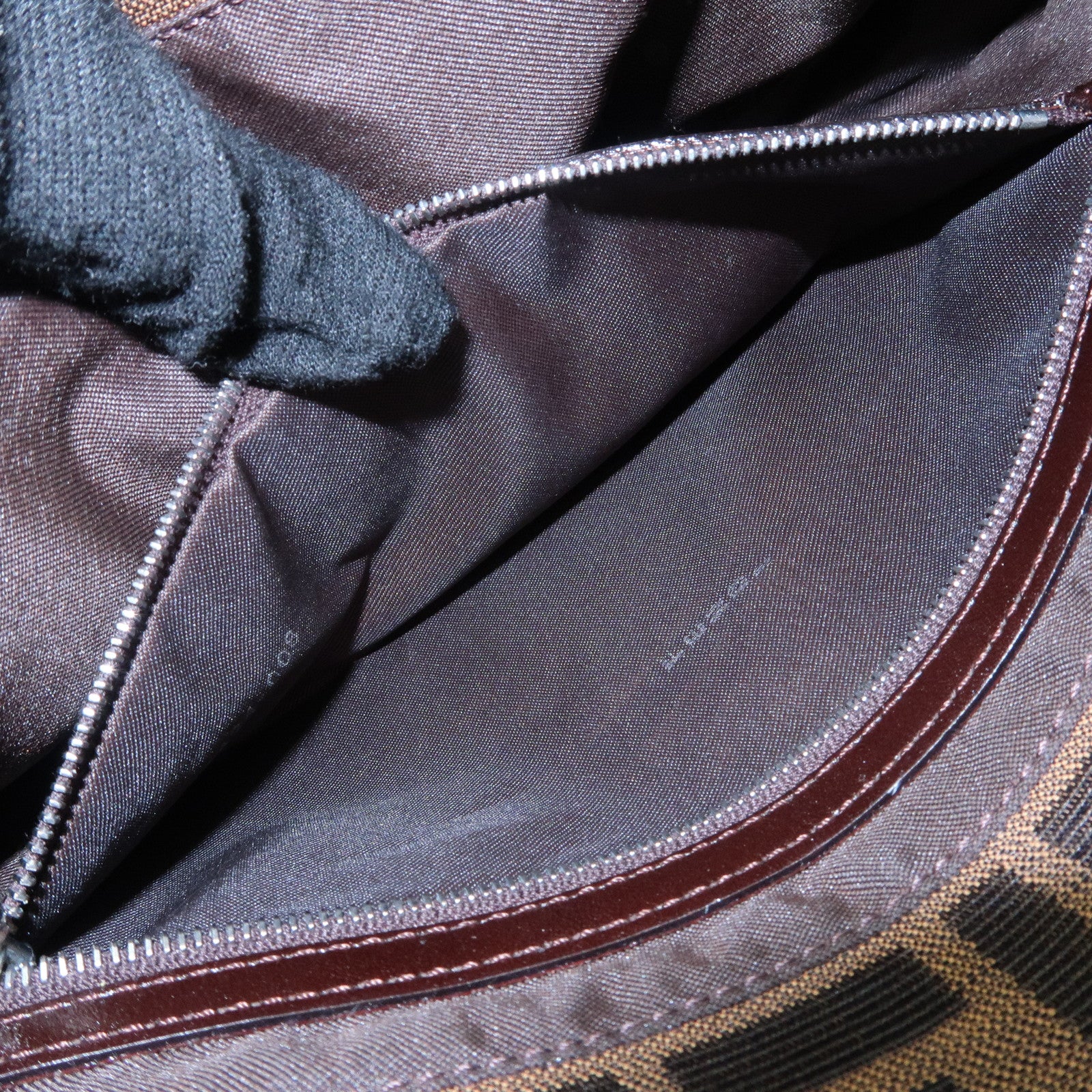 FENDI Mamma Baguette Zucca Canvas Leather Shoulder Bag 26424 Used