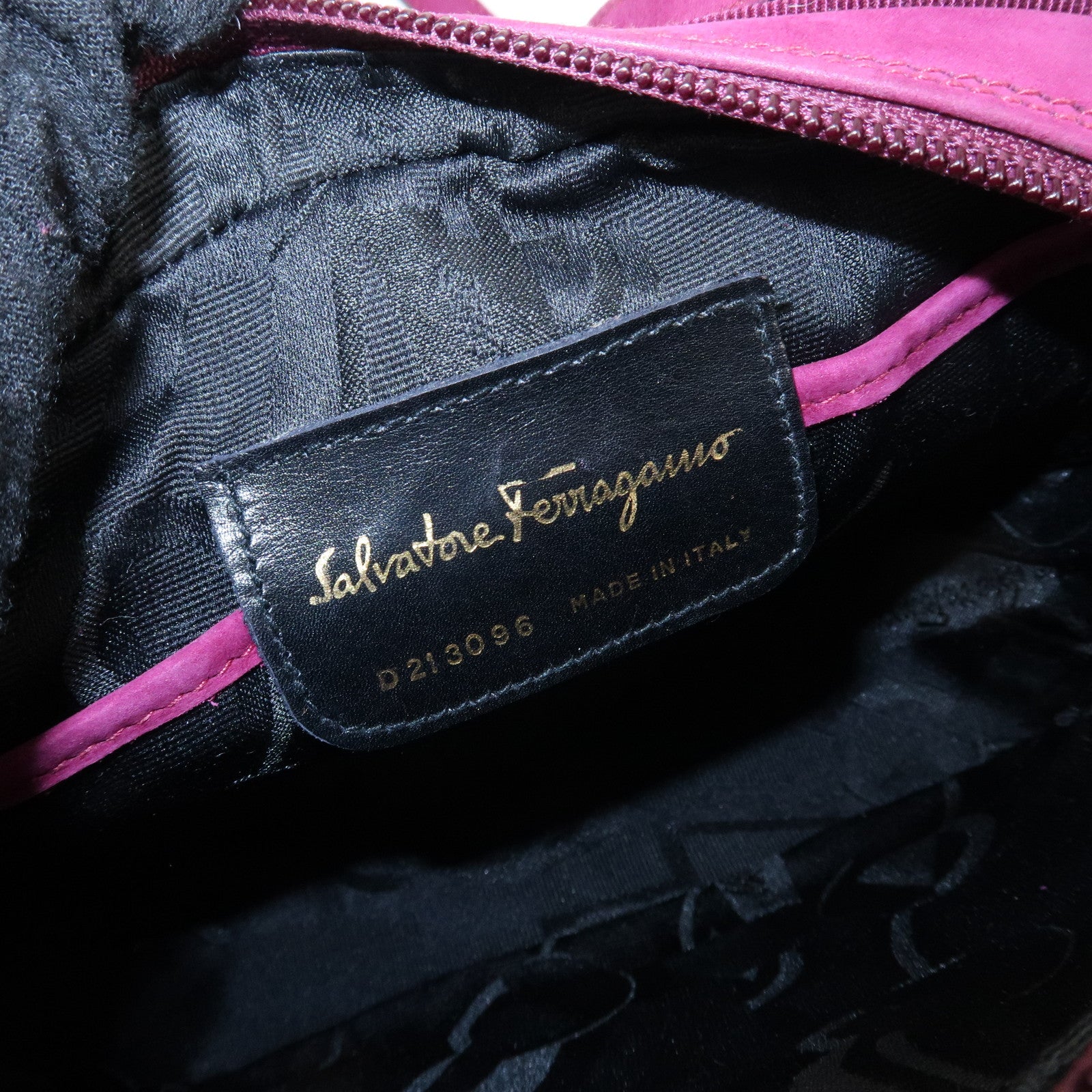 Ferragamo Vara Ribbon Suede Leather Shoulder Bag Purple Used