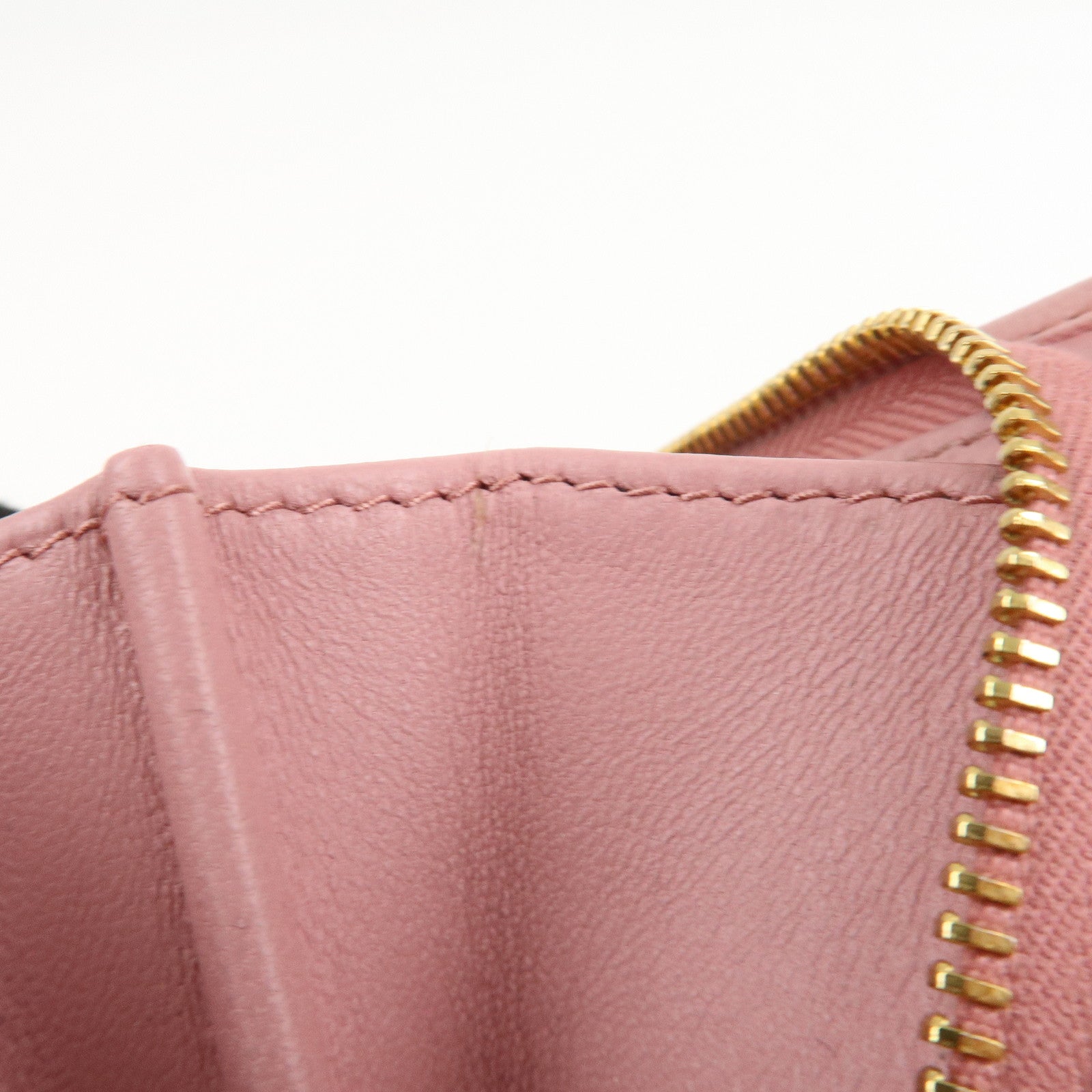 MIU MIU Matelasse Leather Trifold Wallet Pink 5ML225 Used