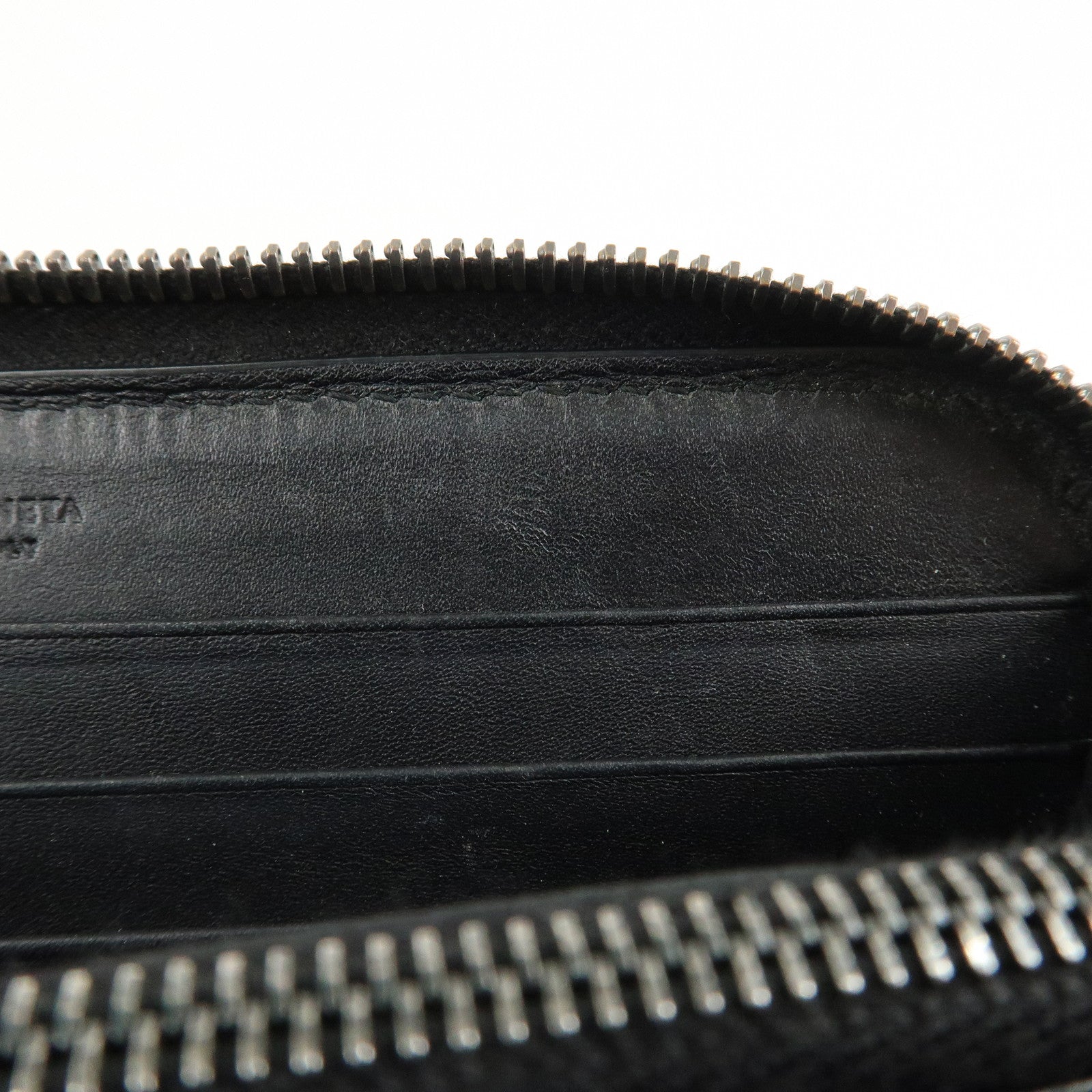 BOTTEGA VENETA Intrecciato Leather Round Zipper Wallet Black Used