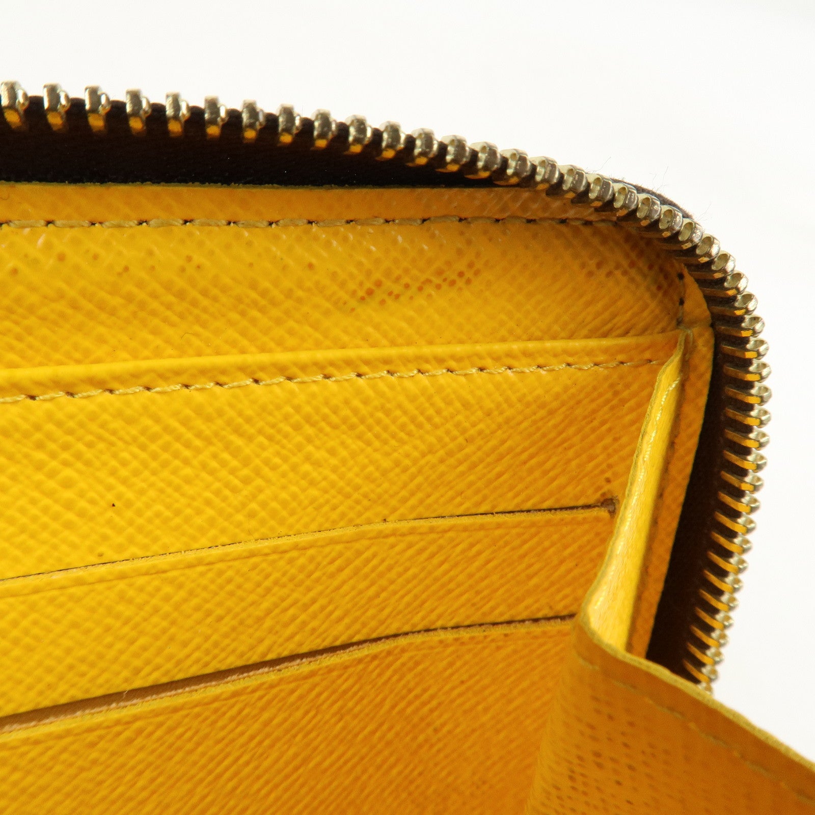 Louis Vuitton Monogram Zippy Wallet Pumpkin Dots Jaune M60449 Used