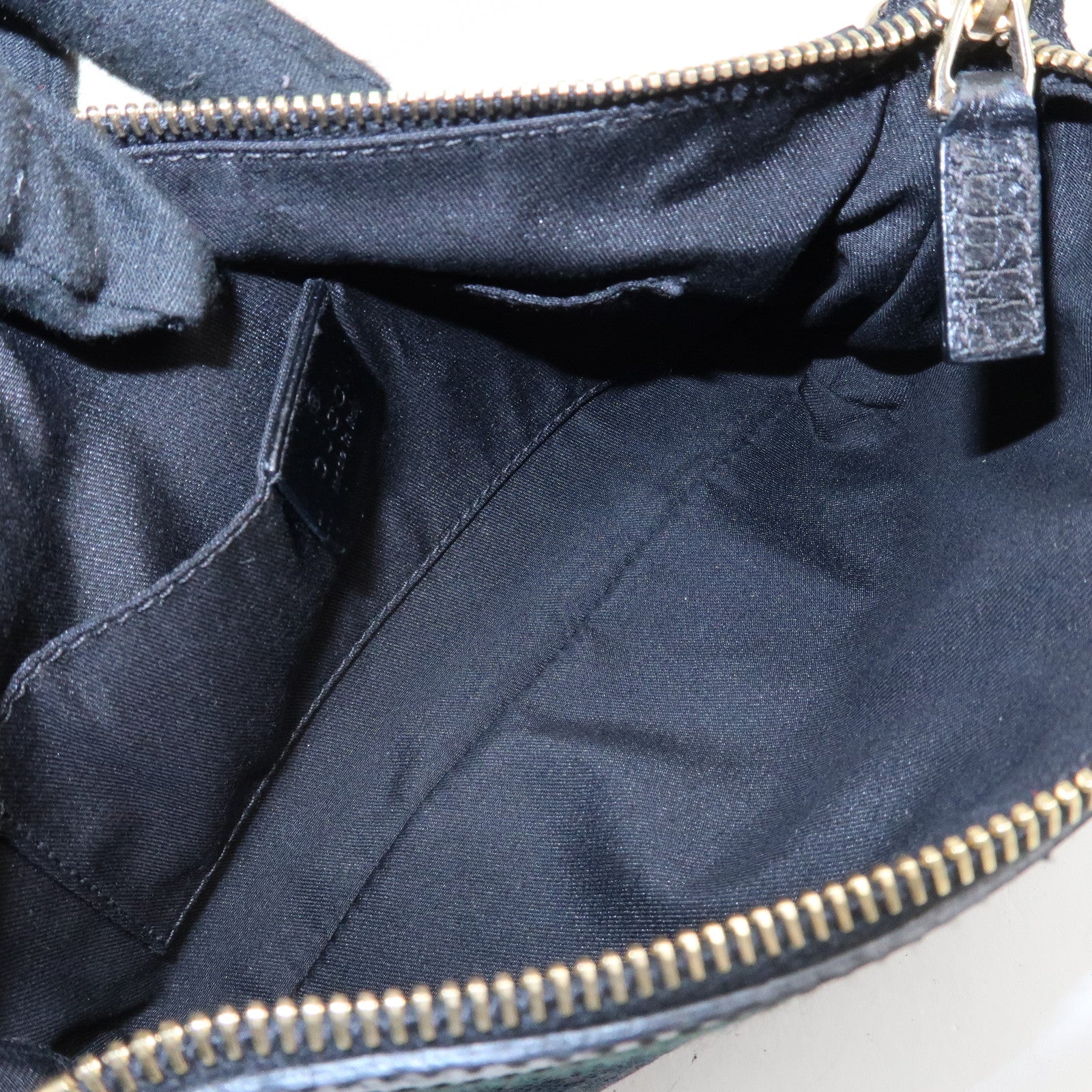 GUCCI Sherry GG Canvas Leather Shoulder Bag Black 145970 Used