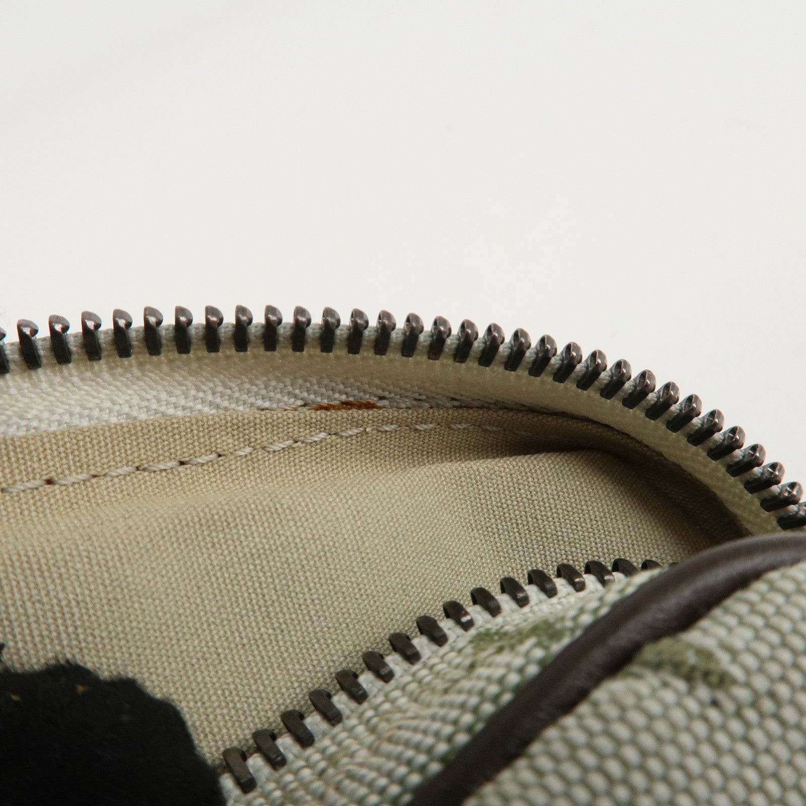 Louis Vuitton Monogram Mini Comte Dufé Pochette Fairy Tale M92274 Used