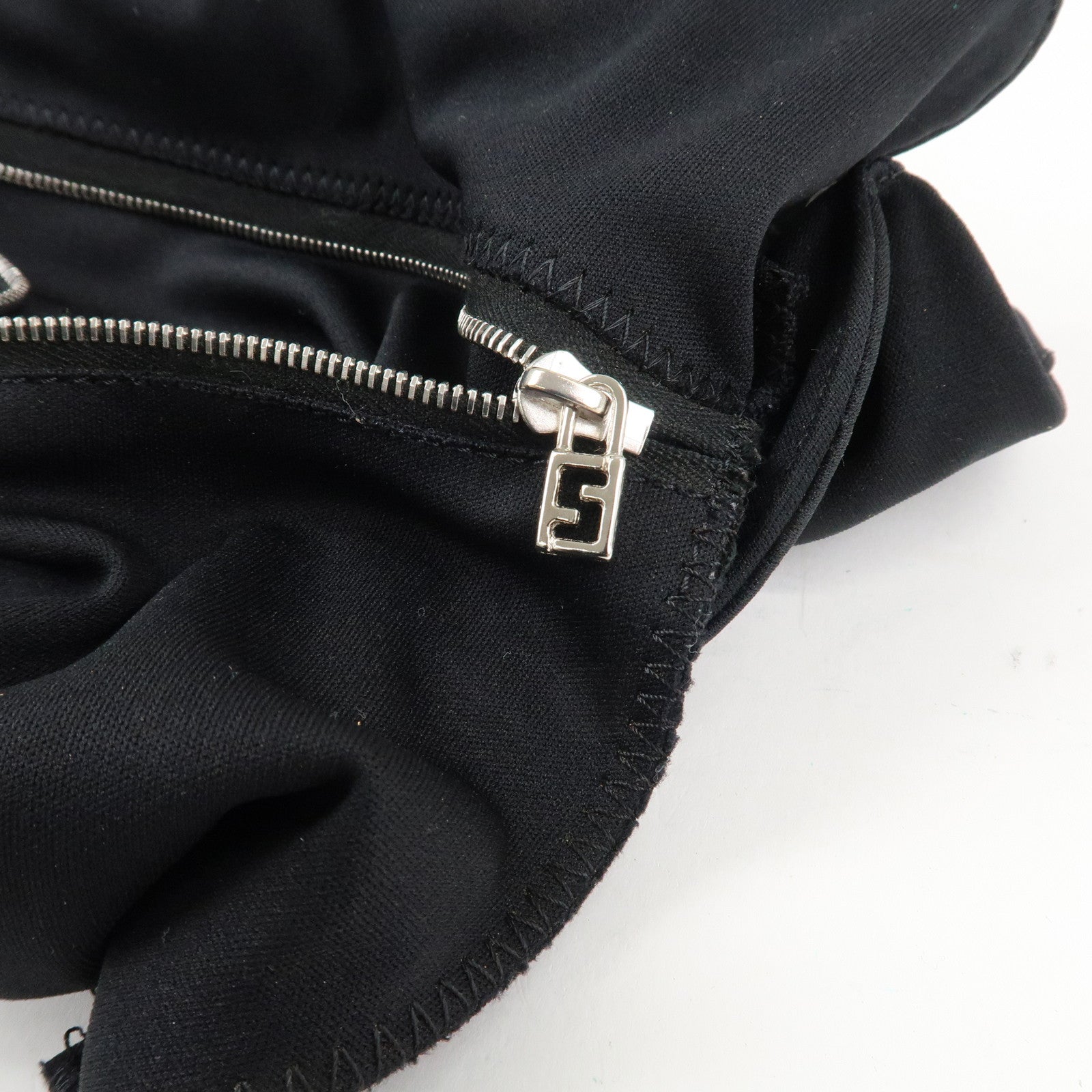 FENDI Mamma Baguette Nylon Jersey Leather Shoulder Bag Black Used