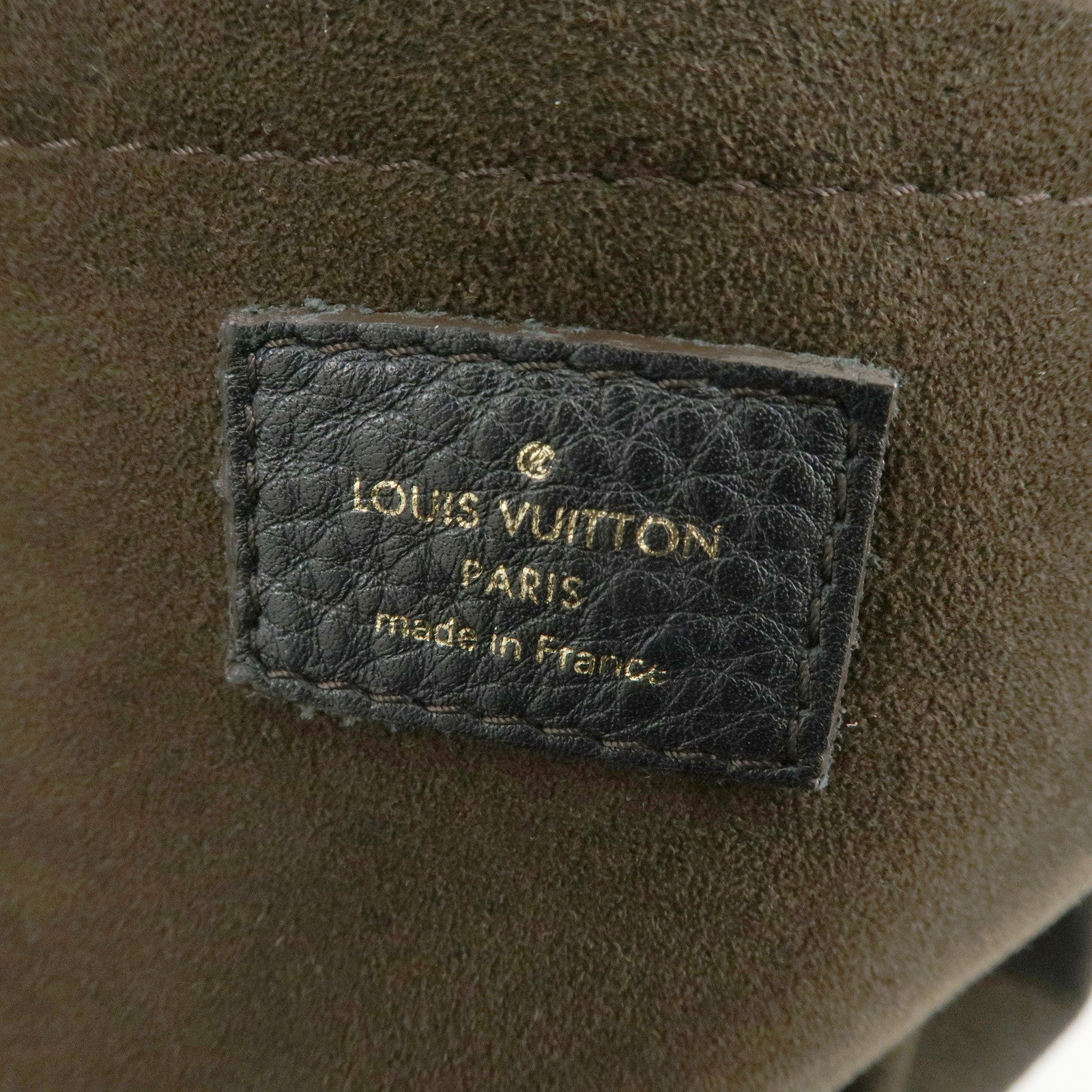 Louis Vuitton Monogram Mahina XS Shoulder Bag Black M95660 Used