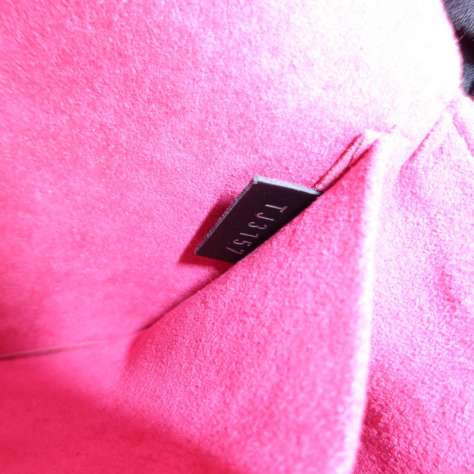 Louis Vuitton Epi Pochette Felicie Shoulder Bag Noir Pink M64579 Used