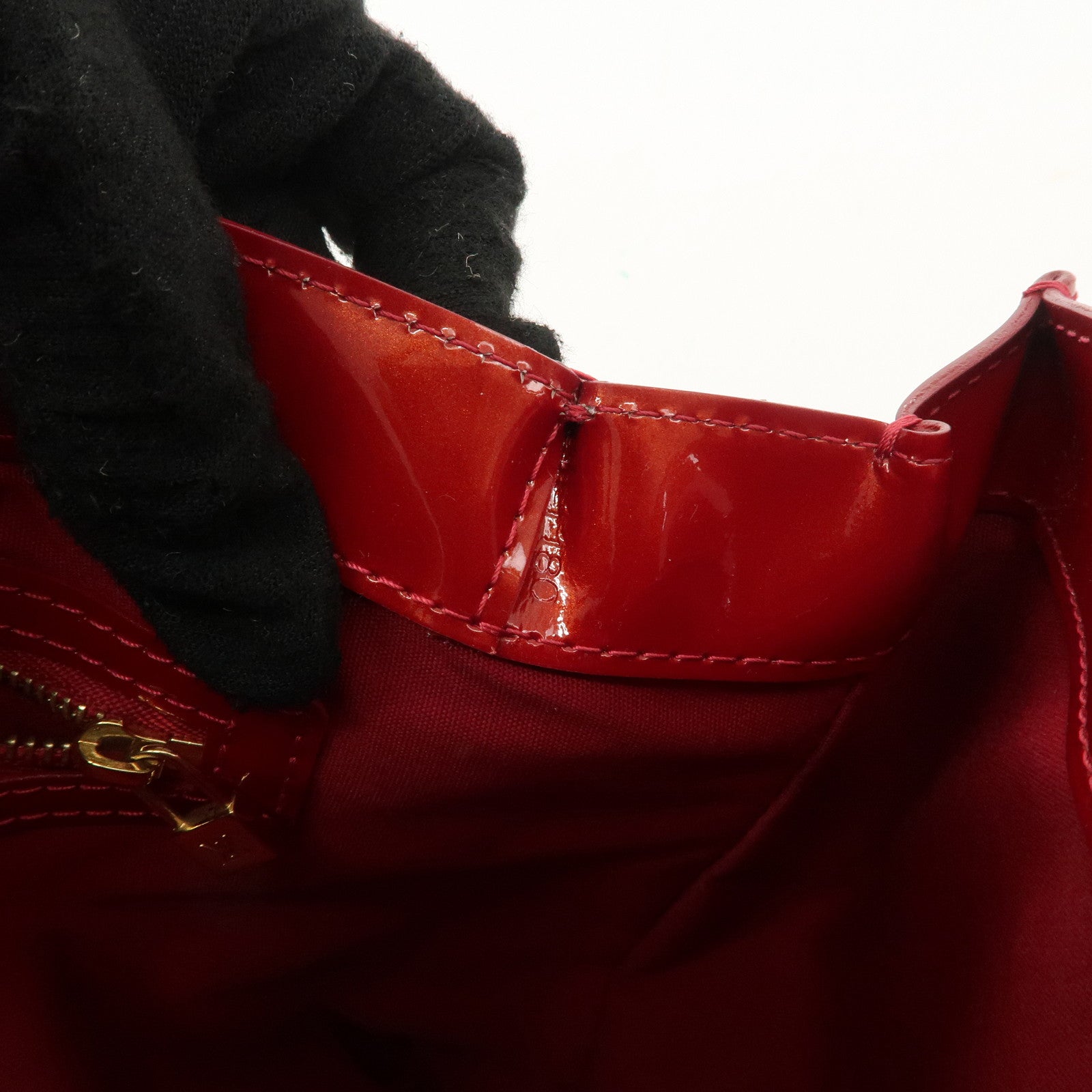 Louis Vuitton Monogram Vernis Wilshire PM Pomme d'Amour M93642 Used