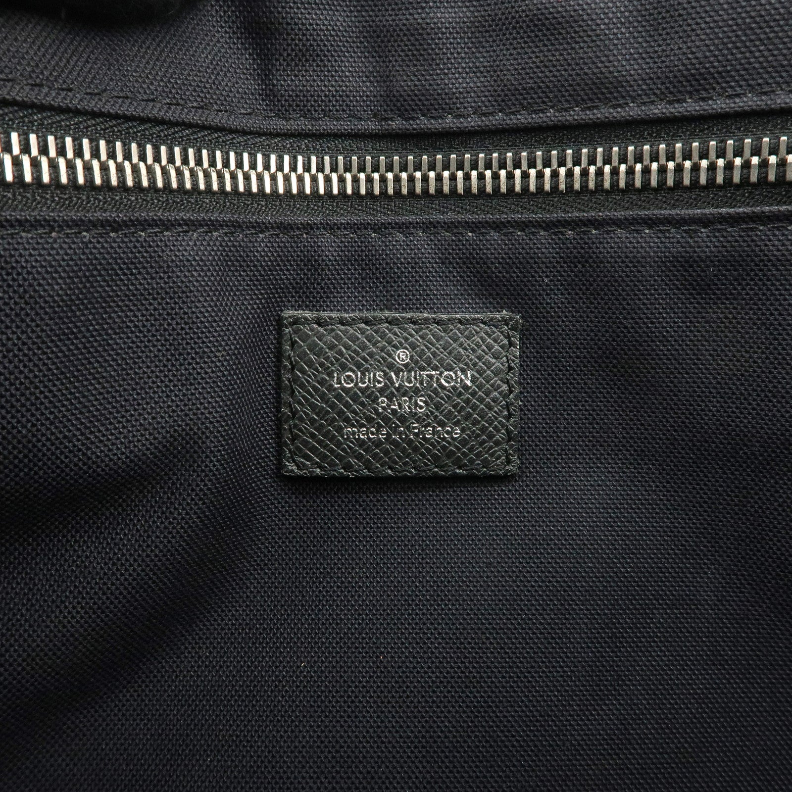 Louis Vuitton Taiga Milo Shoulder Bag Crossbody Bag Glacier M32631 Used