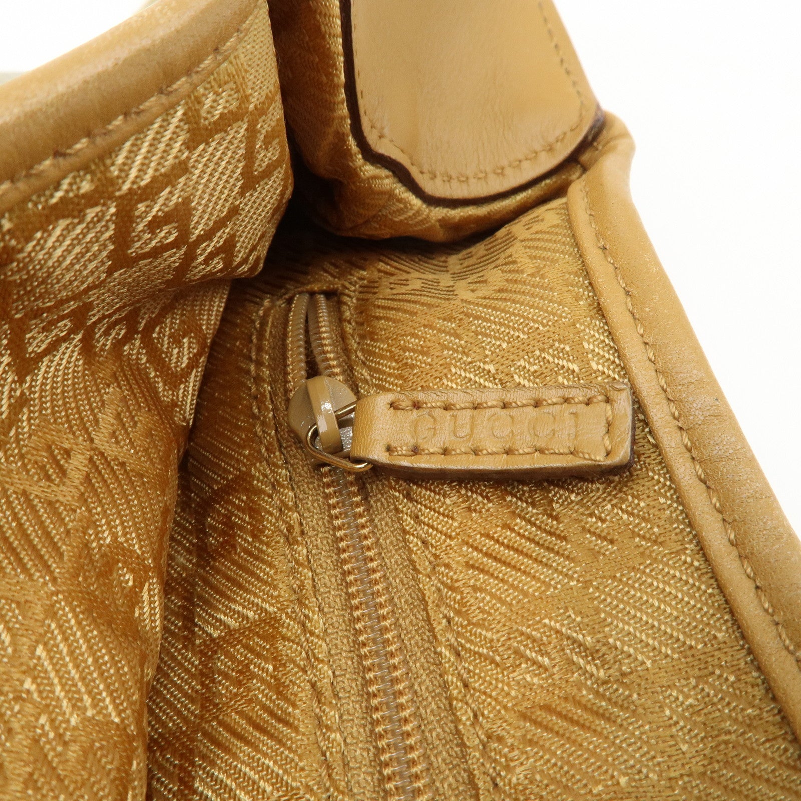 GUCCI Bamboo Suede Leather Shoulder Bag Gray Brown 001.4060 Used