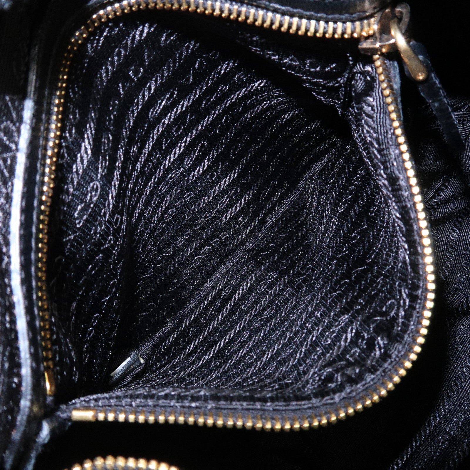 PRADA Leather Chain One-Shoulder Bag Black Gold Hardware Used