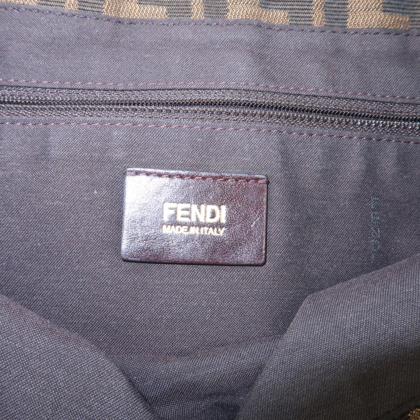 FENDI Zucca Canvas Patent Shoulder Bag Brown Black 8BT163 Used