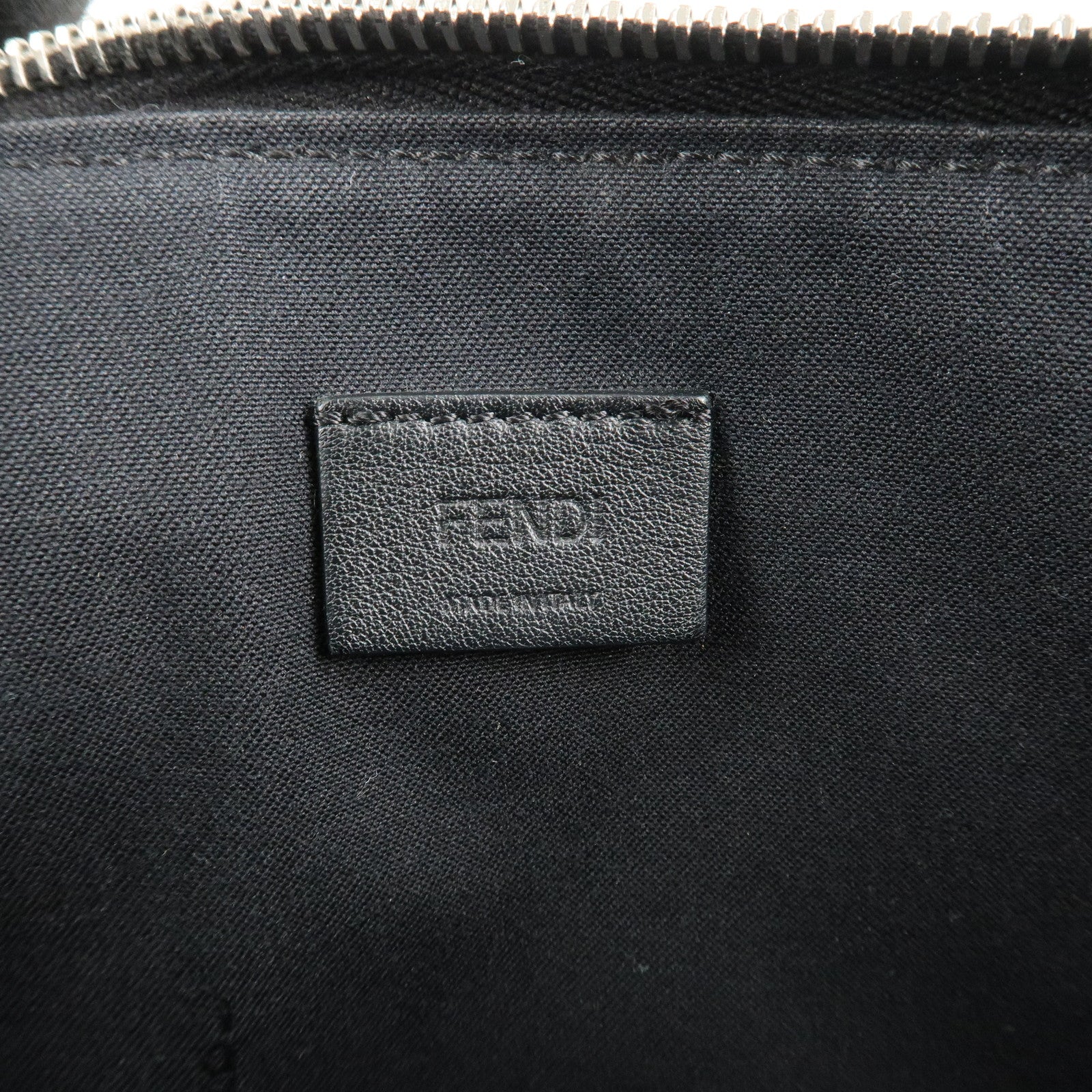 FENDI Leather Toujours Multi-Studs Shoulder Bag Black 8M0369 Used