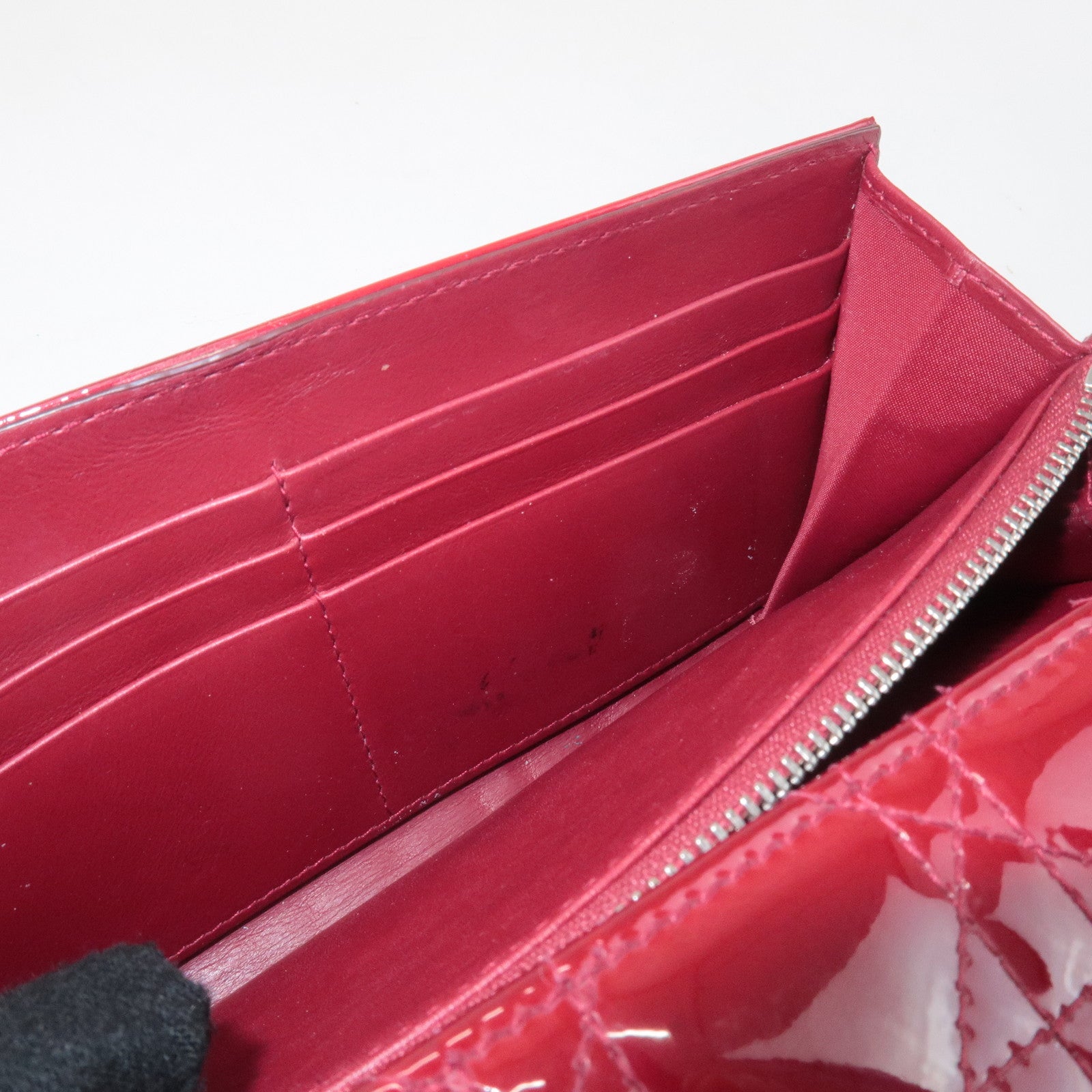 Christian Dior Lady Dior Cannage Patent Leather Chain Wallet Used