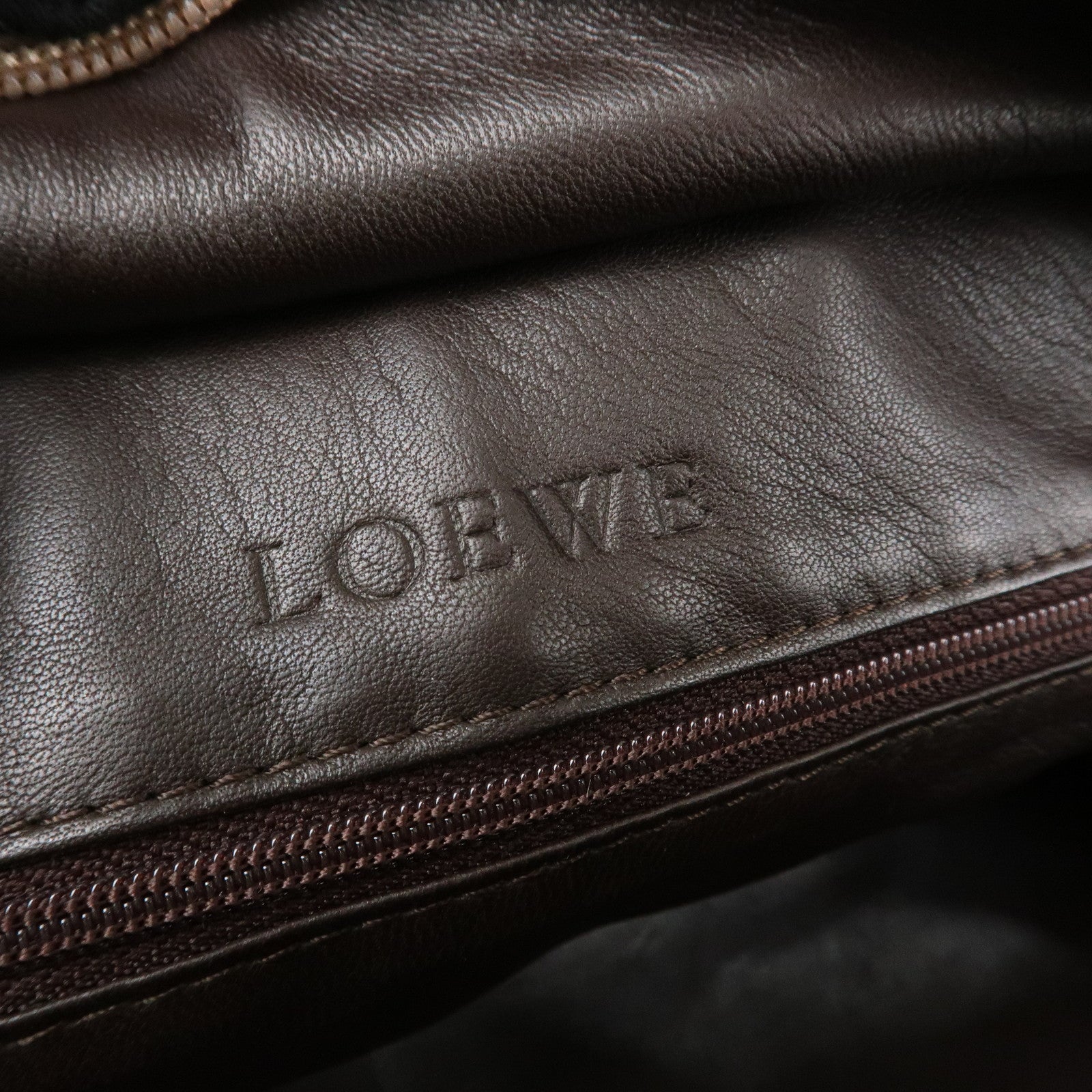 LOEWE Suede Amazona 28 Bijou Hand Bag Beige Pink Silver Hardware Used