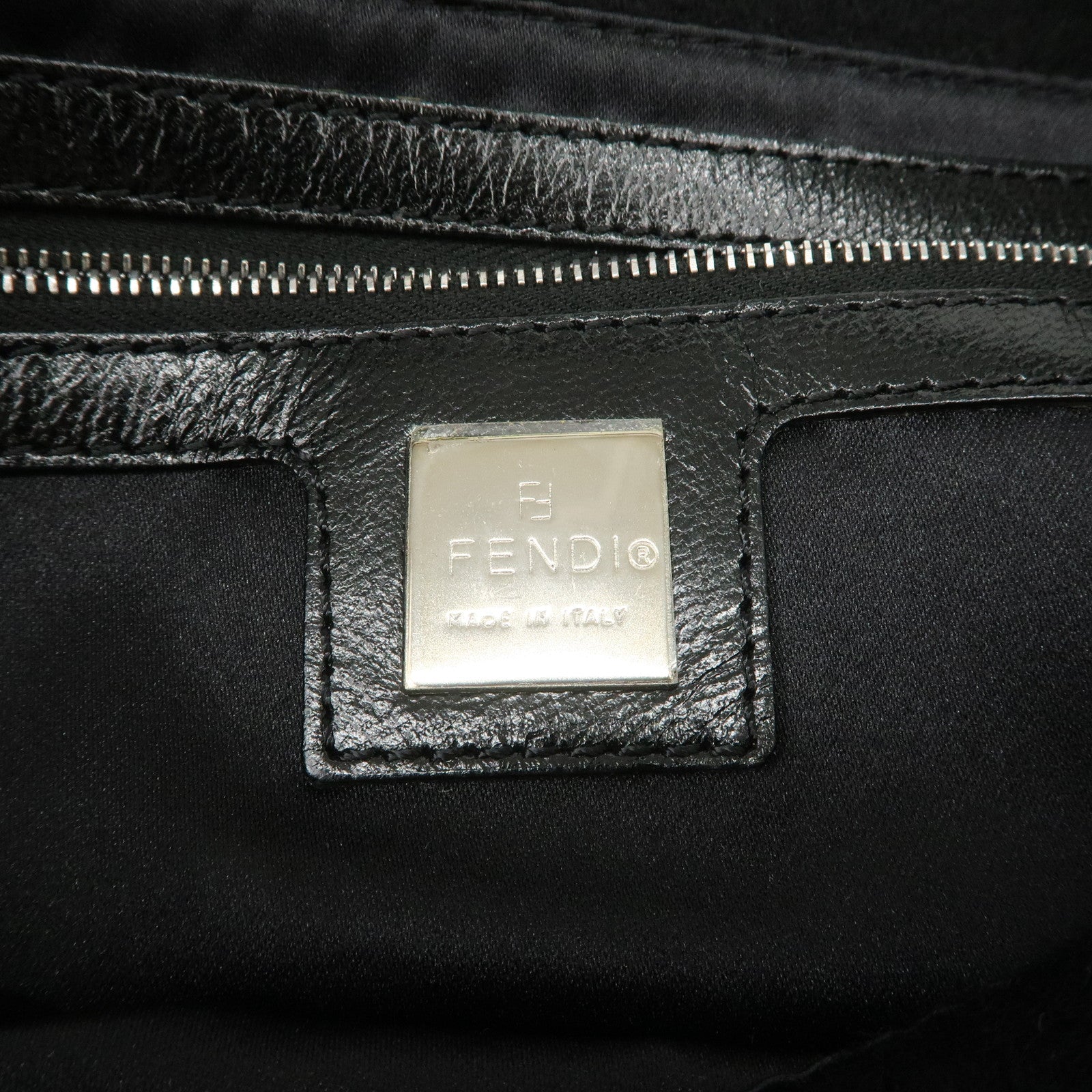 FENDI Mamma Baguette Cashmere Leather Shoulder Bag Black 26424 Used