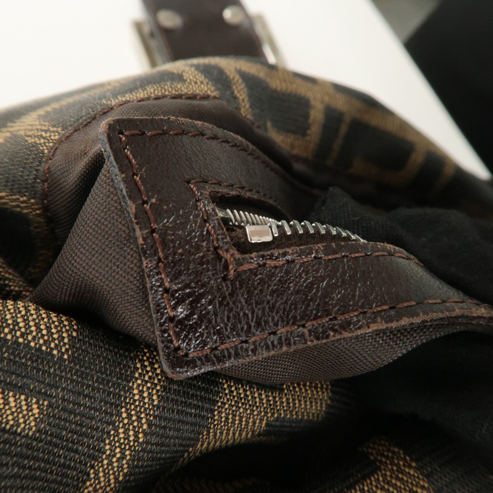 FENDI Zucca Canvas Leather Shoulder Bag Hand Bag 26423Used F/S Used