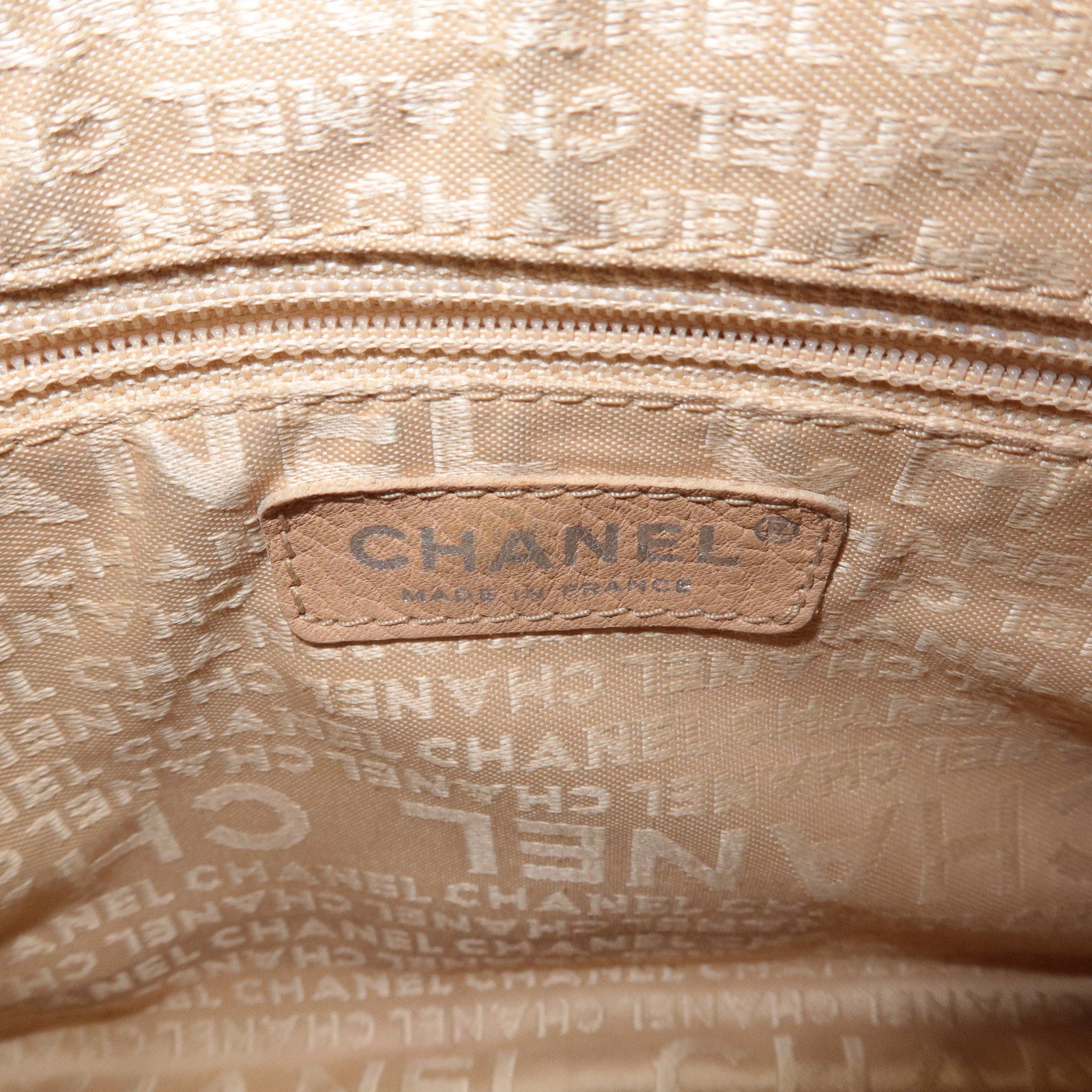 CHANEL Leather Shoulder Bag Black Silver Used