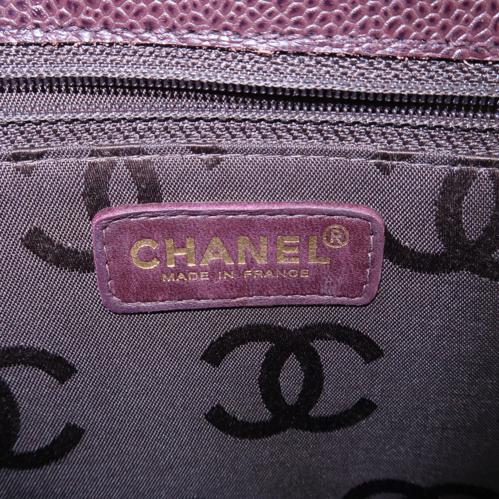 CHANEL Chocolate Bar Caviar Skin Chain Shoulder Bag Wine Gold Used