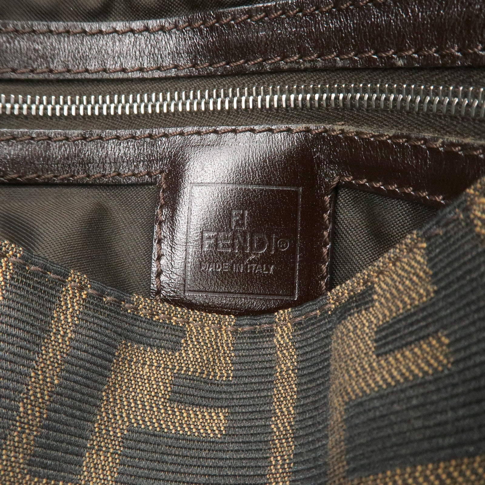 FENDI Mamma Baguette Canvas Leather Shoulder Bag Silver HDW 26325 Used