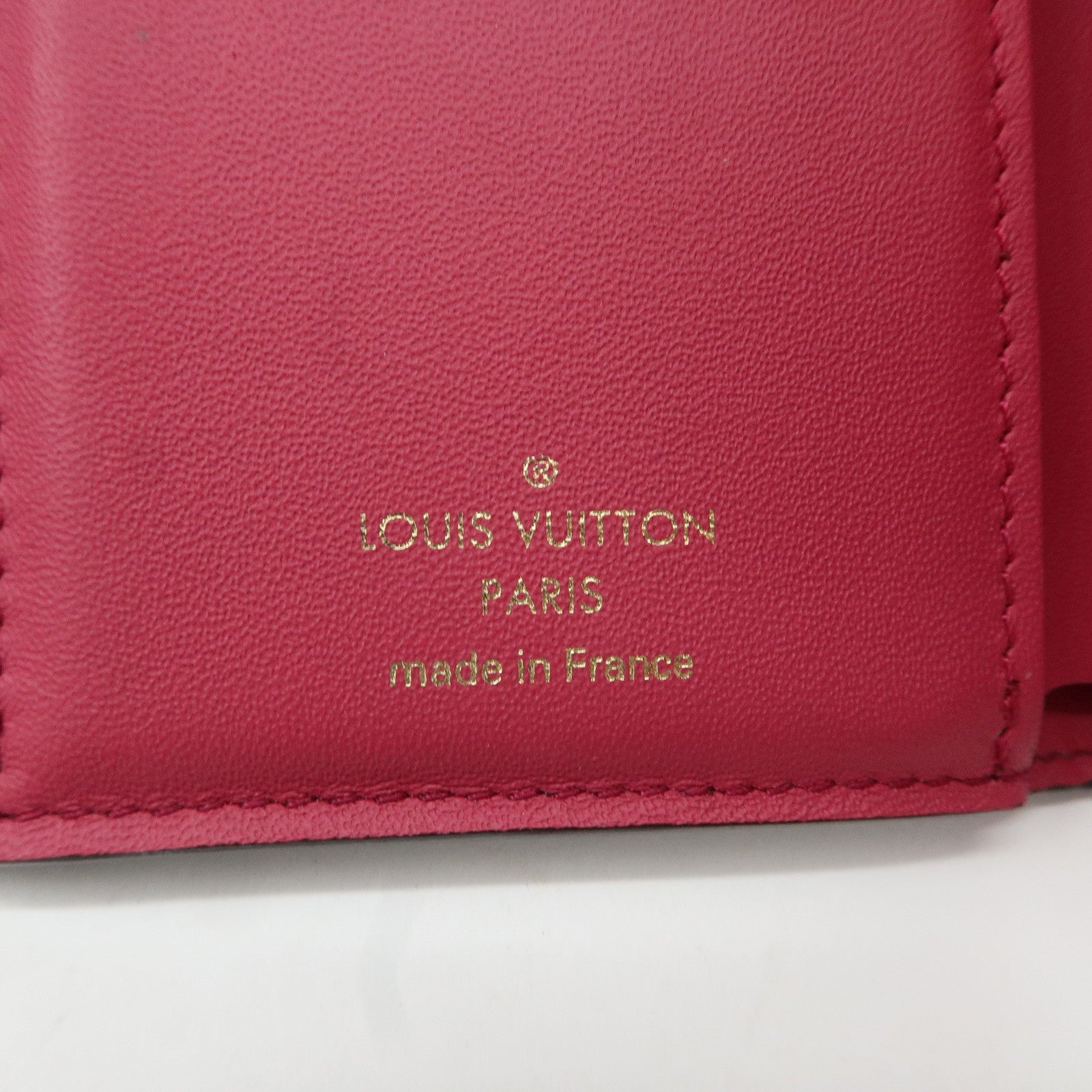 Louis Vuitton Portefeuille Capucines Compact Wallet M62157 Used
