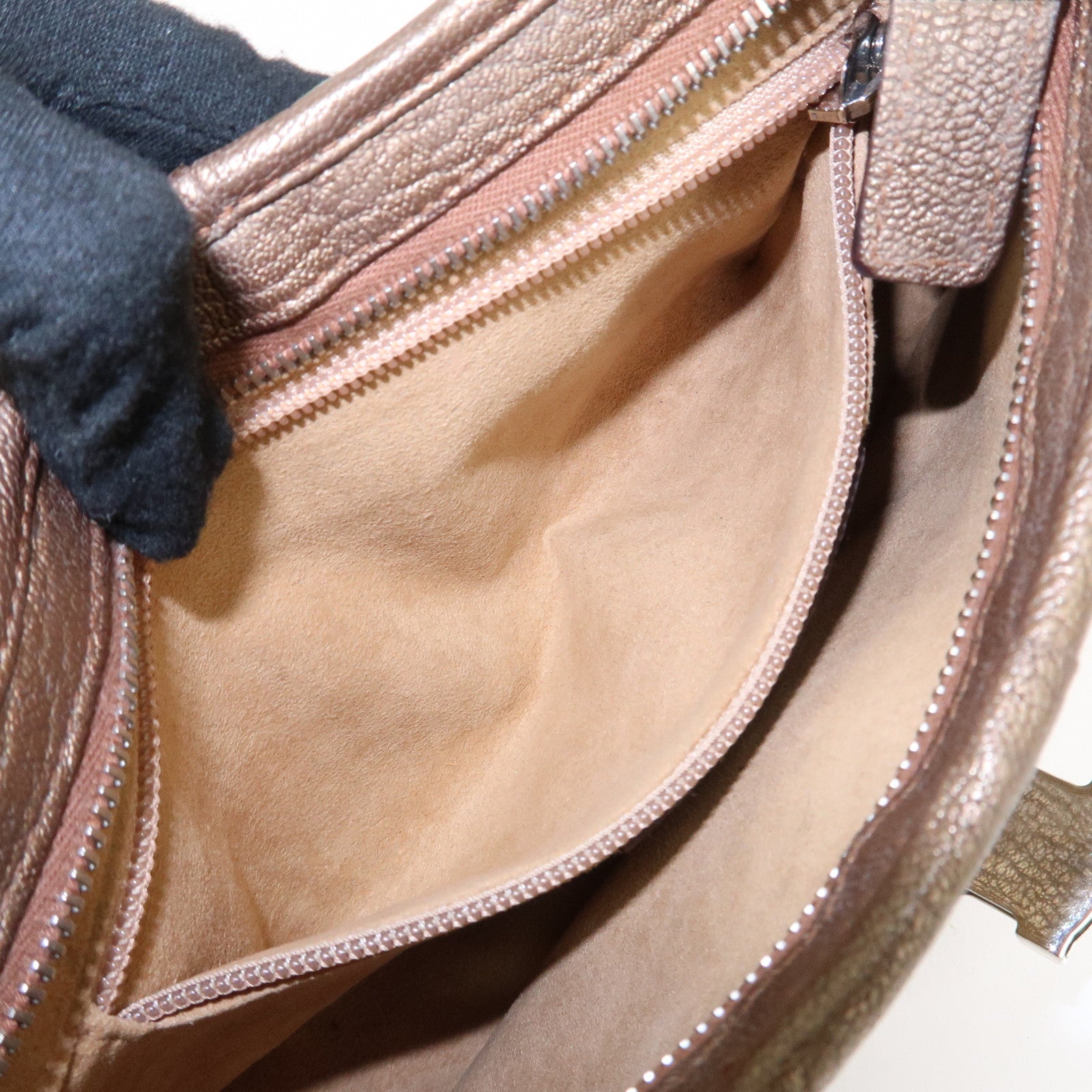 Ferragamo Leather Shoulder Bag Brown AU-21-0734 Used