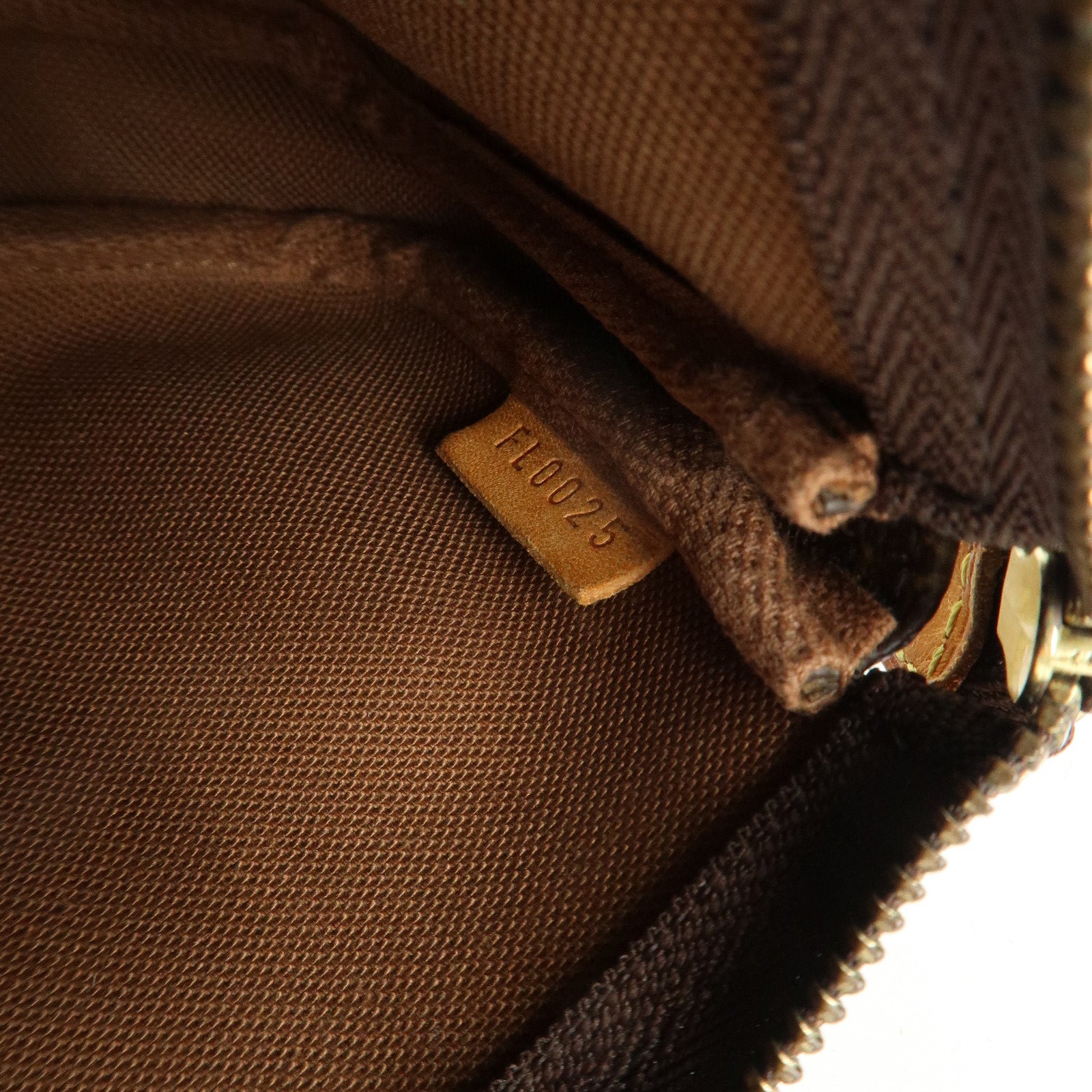 Louis Vuitton Monogram Mini Pochette Accessoires Pouch M58009 Used