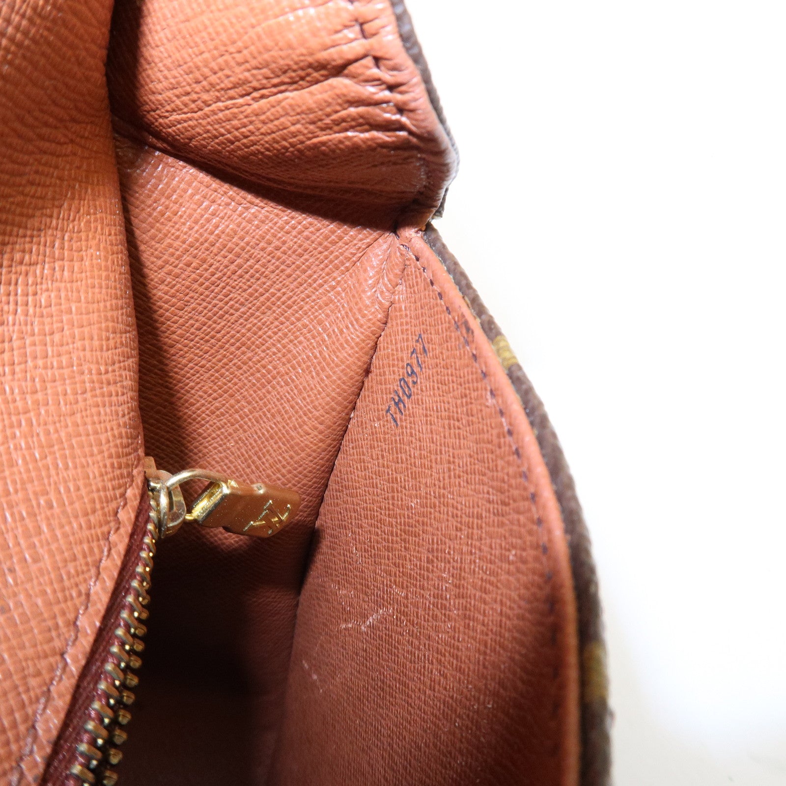 Louis Vuitton Monogram Mini Saint Cloud Shoulder Bag M51244 Used