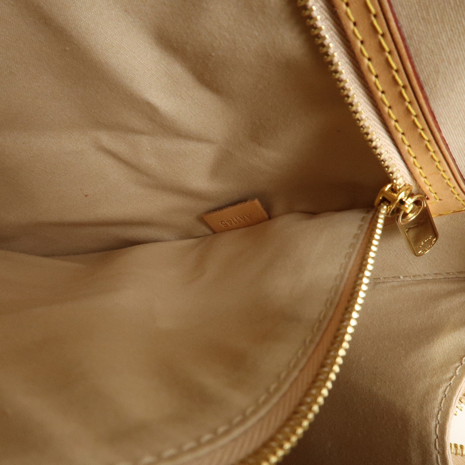 Louis Vuitton Monogram Vernis Blair MM Hand Bag Citrine M90108 Used