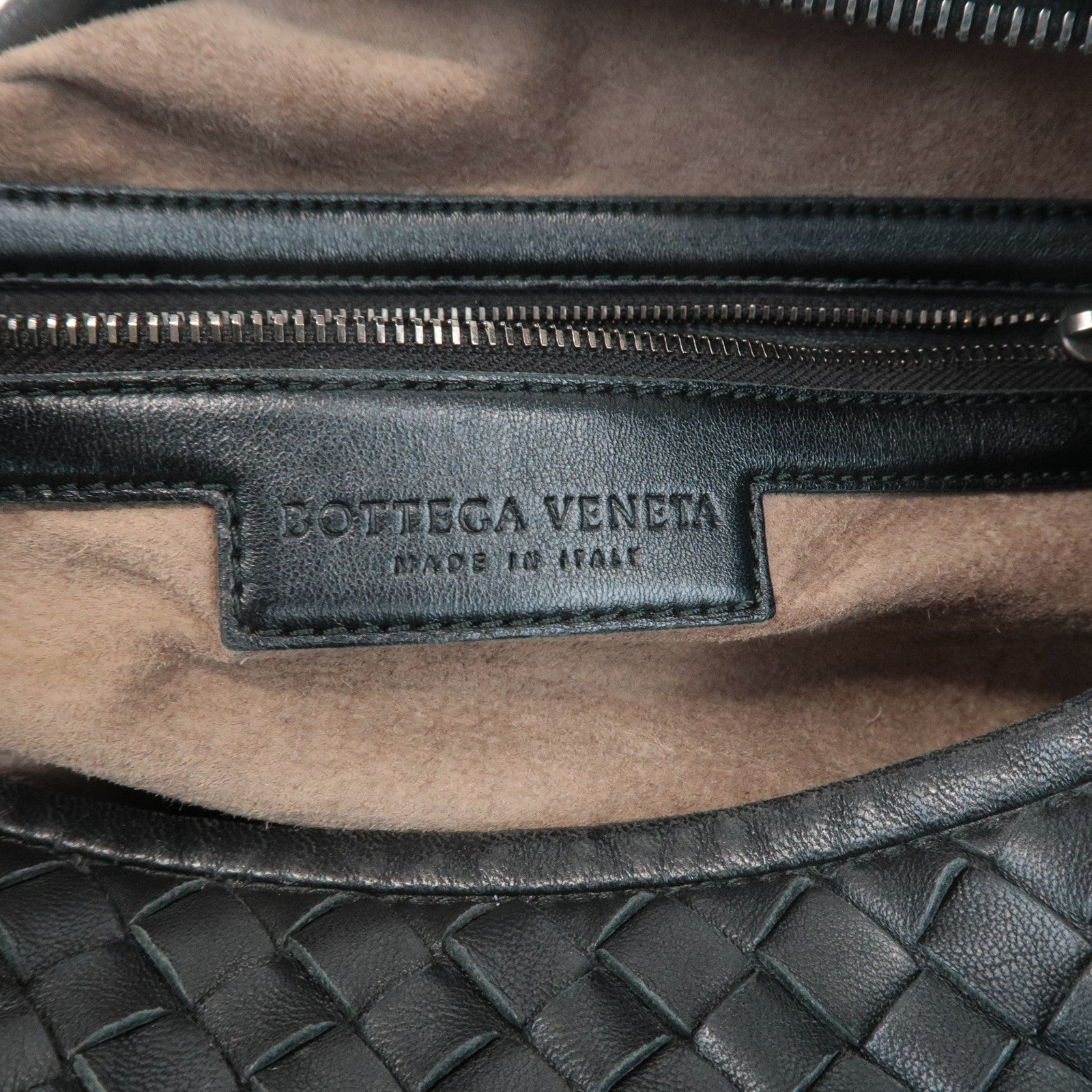 BOTTEGA VENETA Intrecciato Leather Shoulder Bag Black 232499 Used