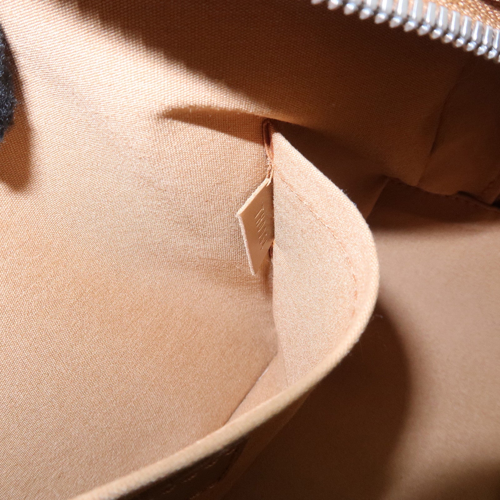 Louis Vuitton Monogram Matte Shelton Hand Bag Ambre M55177 Used