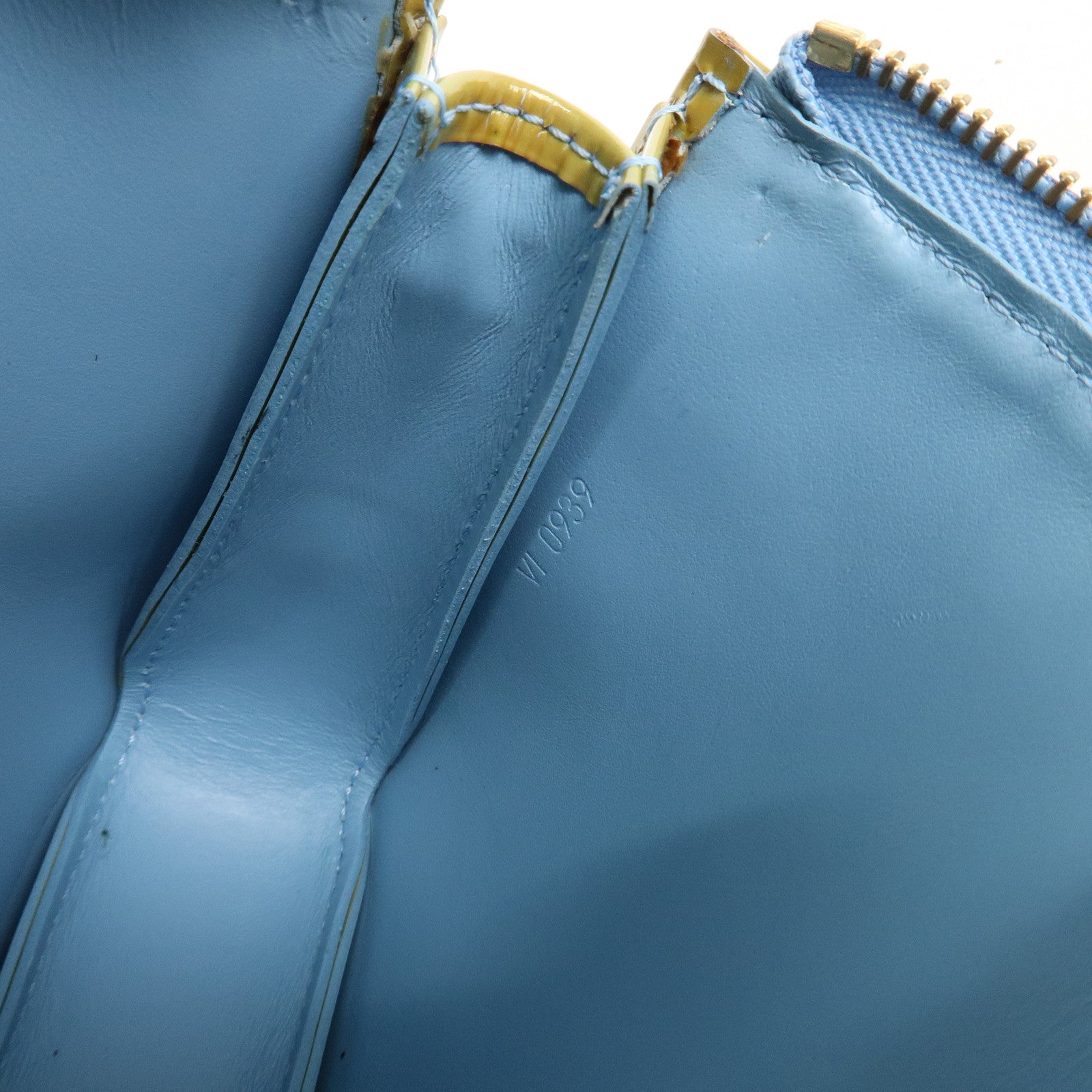 Louis Vuitton Monogram Vernis Lexington Hand Bag Baby Blue M91011 Used