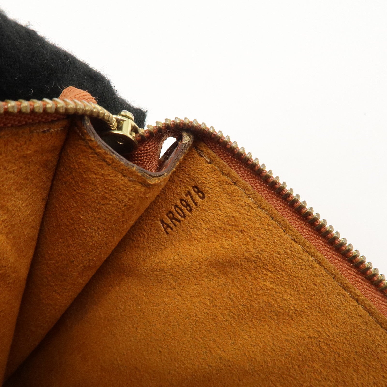 Louis Vuitton Epi Set of 2 Pochette Accessoires M52945 M52948 Used