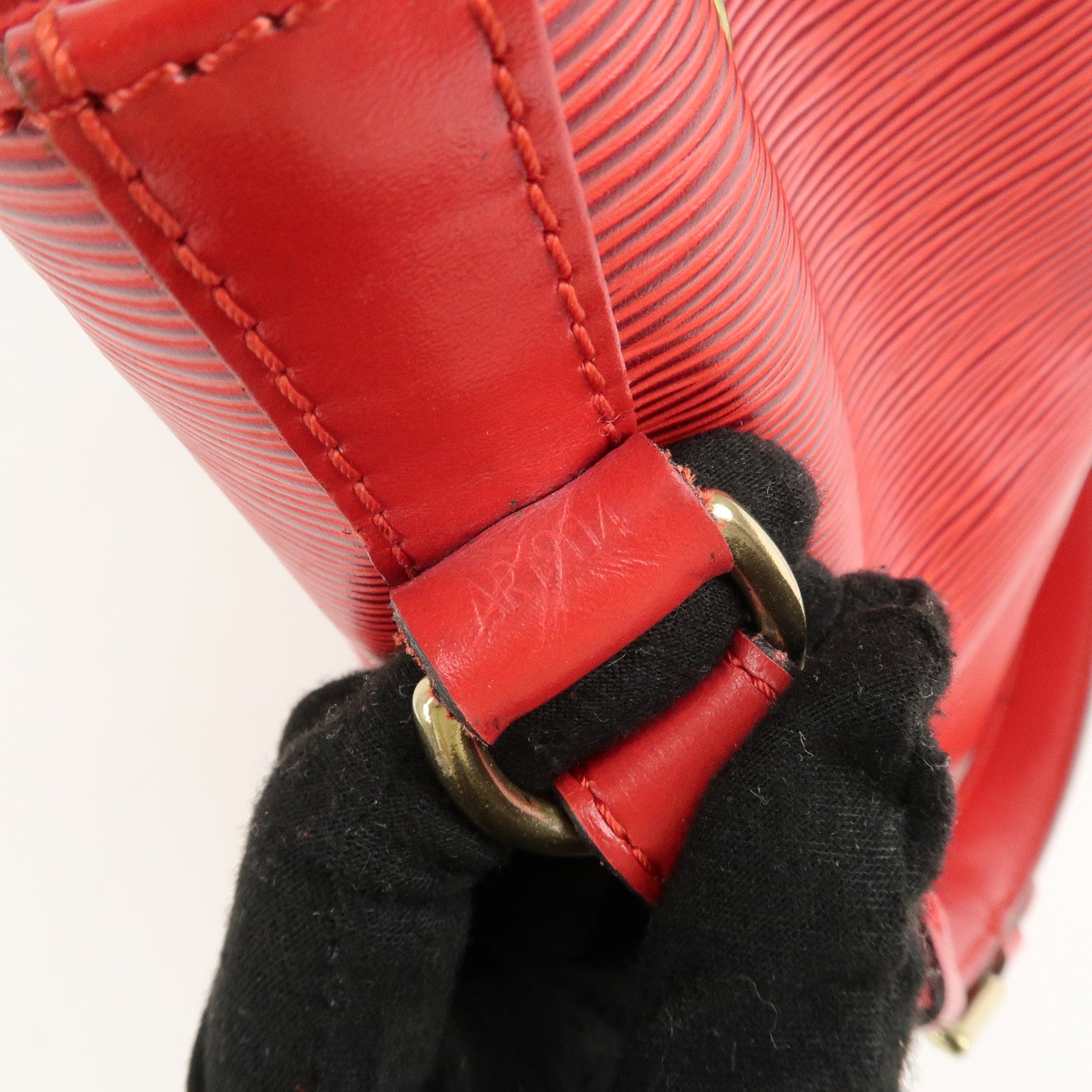 Louis Vuitton Epi Noe Shoulder Bag Castilian Red M44007 Used