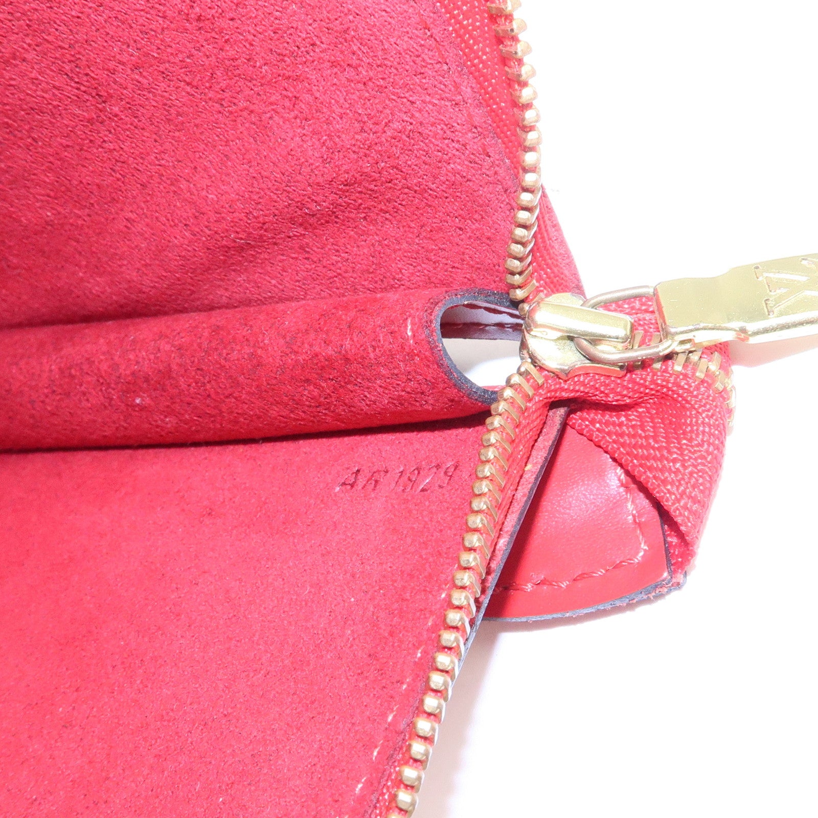Louis Vuitton Epi Pochette Accessoire Hand Bag Red M40776 Used