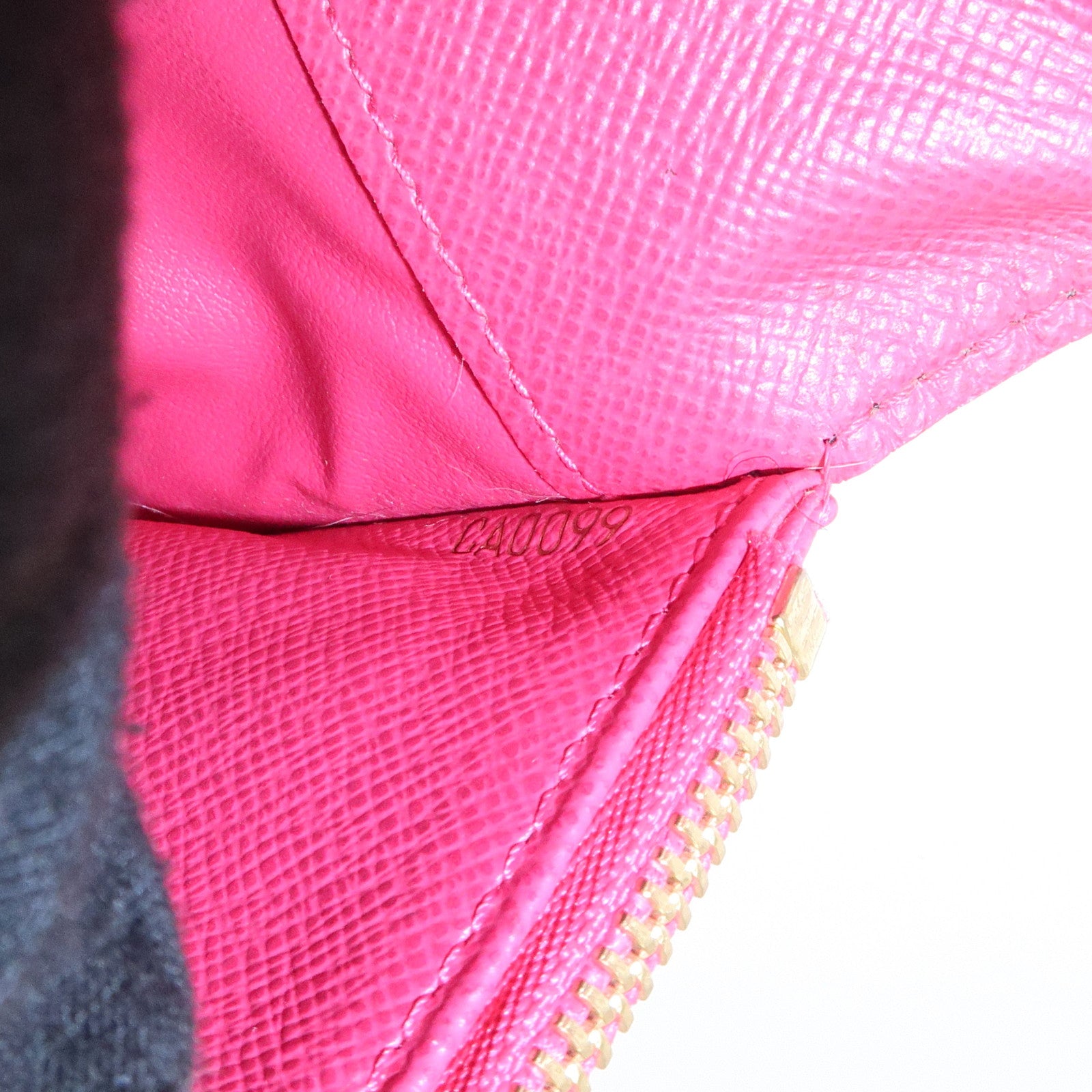 Louis Vuitton Multi Color Portefeuille Insolite Wallet M93754