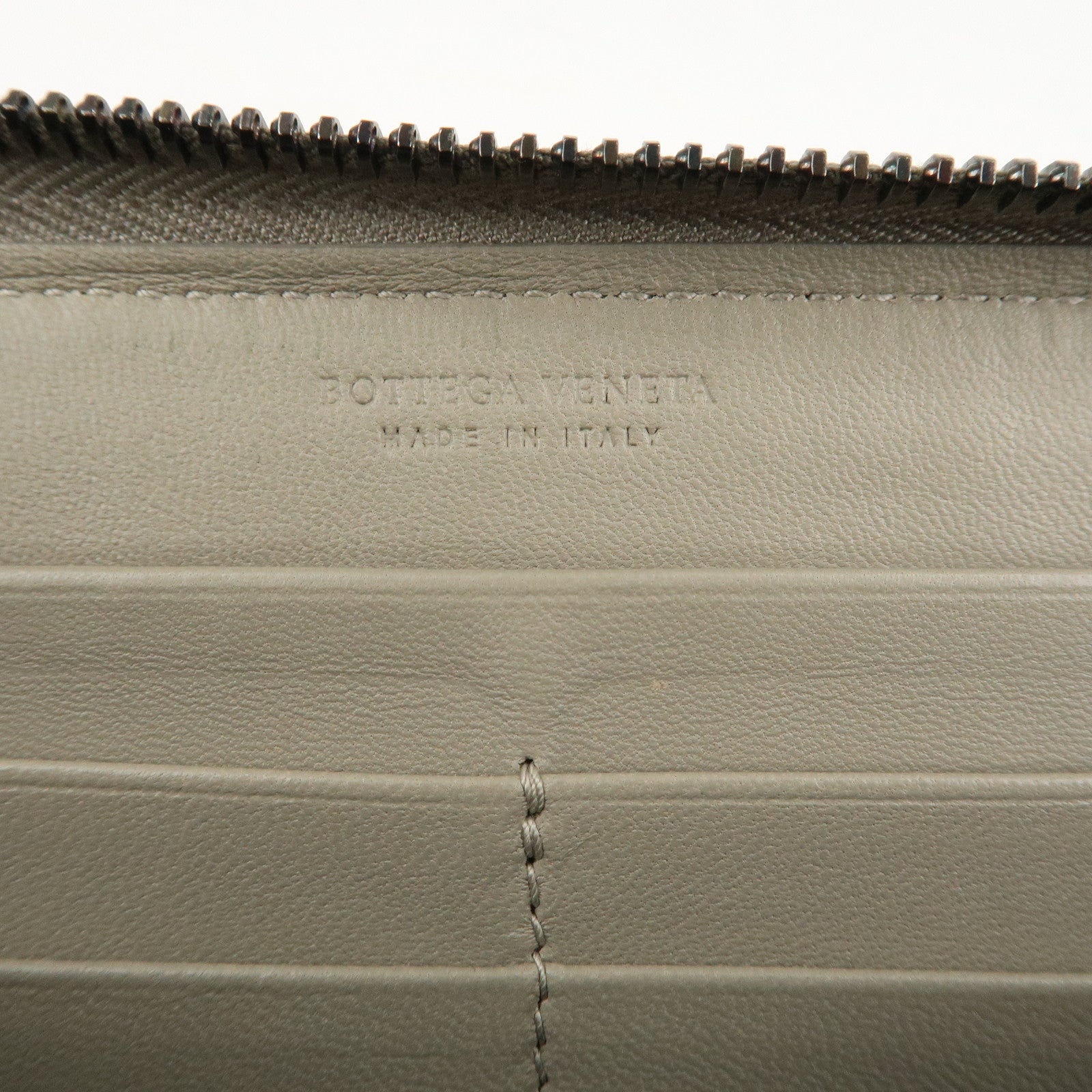 BOTTEGA VENETA Intrecciato Leather Round Zipper Long Wallet Gray Used