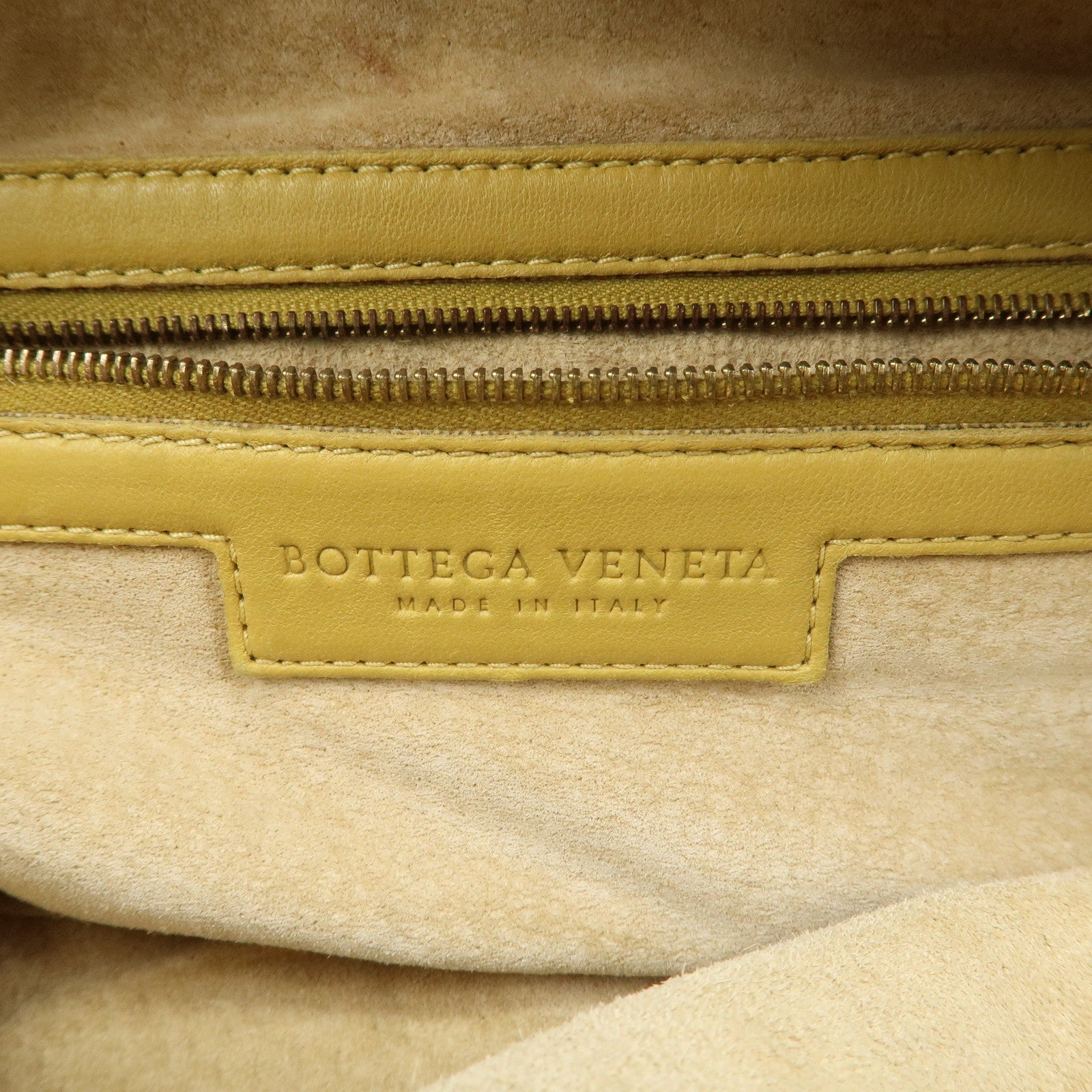 BOTTEGA VENETA Intrecciato Leather Montaigne Boston Bag 173398 Used