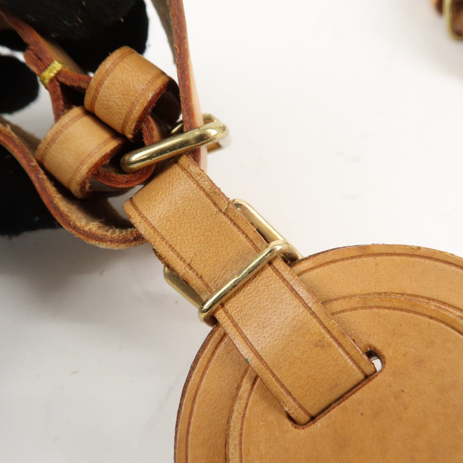 Louis Vuitton Set of 10 Leather Name Tag & Poignet Natural Used