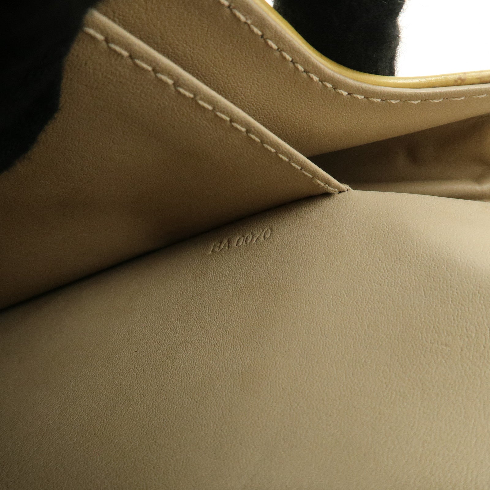 Louis Vuitton Monogram Vernis Thompson Street Jaune M91123 Used