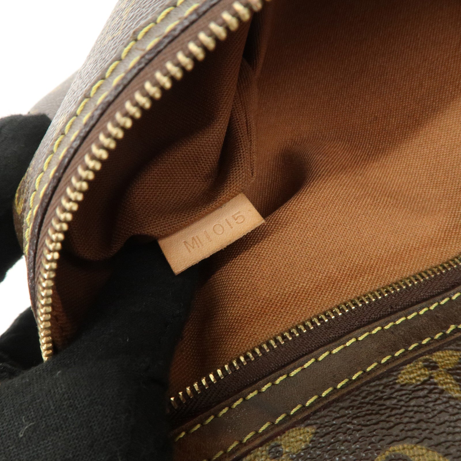 Louis Vuitton Monogram Pochette Bosphore Shoulder Bag M40044 Used