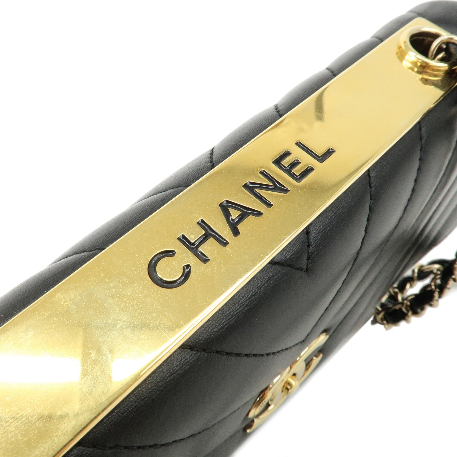 CHANEL V stich Lamb Skin Logo Plated Chain Shoulder Bag Black Used