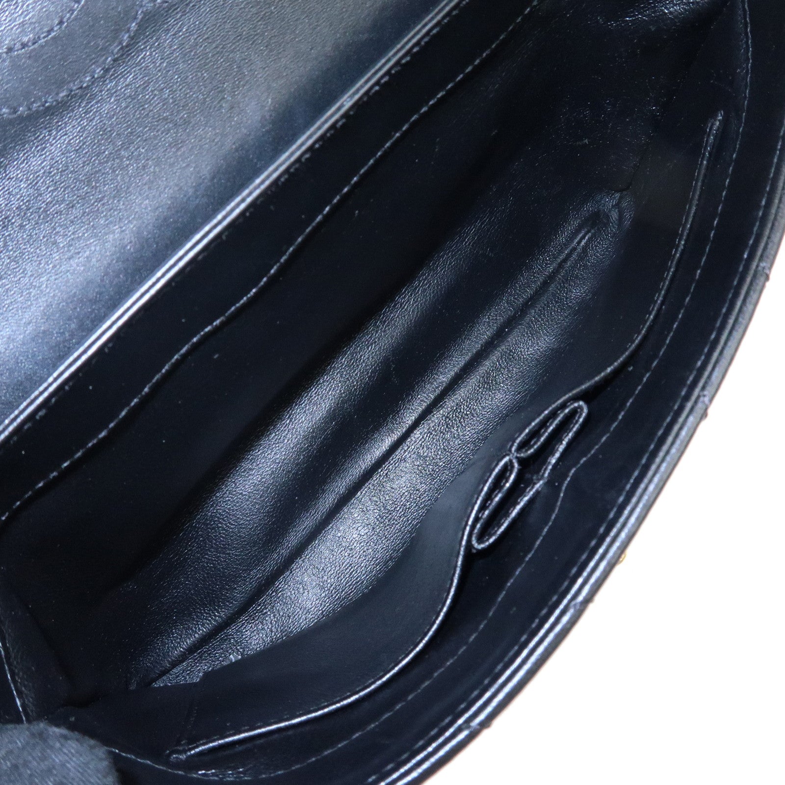 CHANEL V stich Lamb Skin Logo Plated Chain Shoulder Bag Black Used