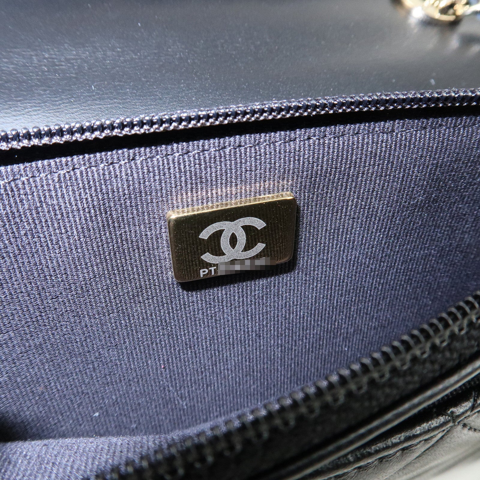 CHANEL Matelasse Lamb Skin Trendy CC Chain Shoulder Bag Black Gold Used
